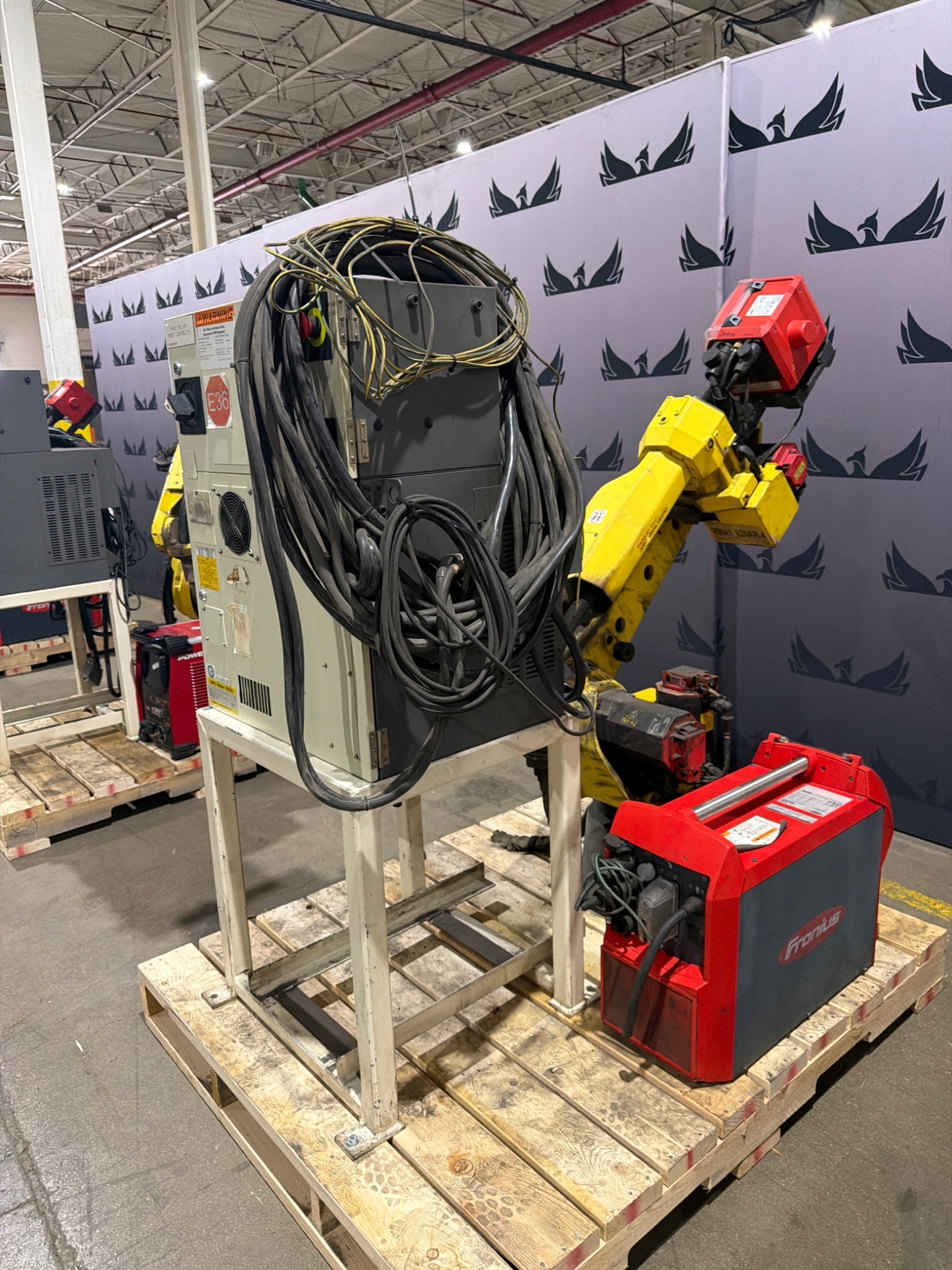 FANUC ArcMate 120iC Robot Complete w/ R‑30iB Controller & Fronius Welding System 0