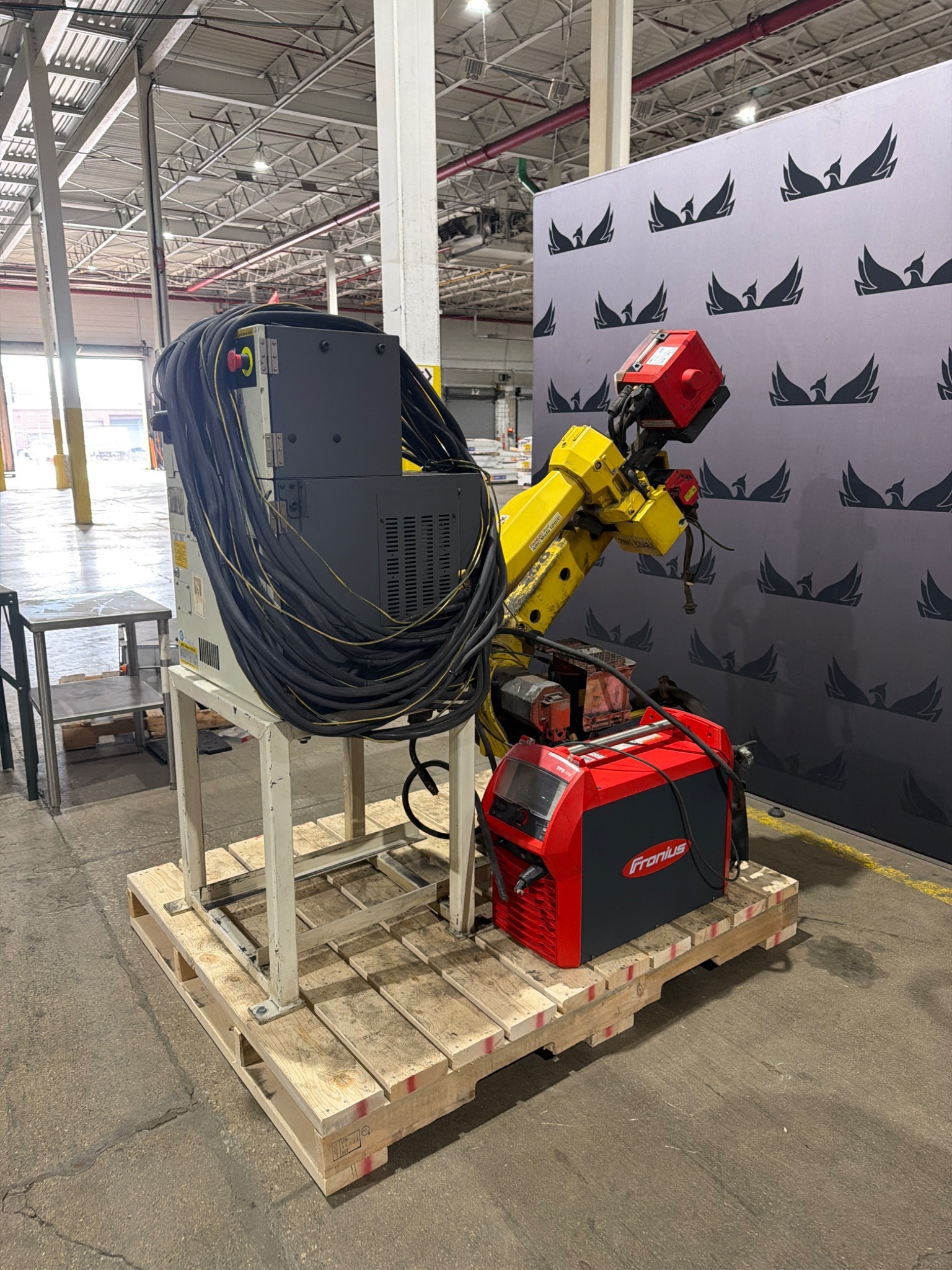 FANUC Arc Mate 120iC Robot w/ R‑30iB Controller & Fronius Welding System USED 0