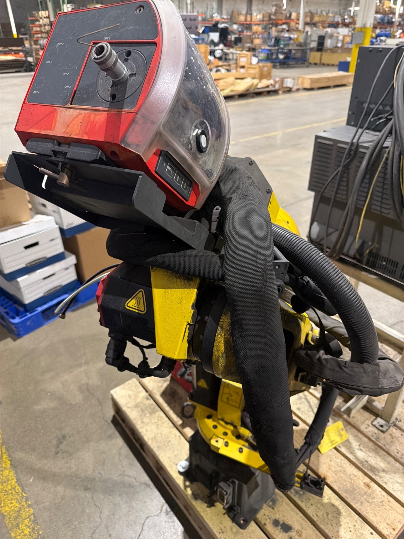 FANUC ArcMate 120iC Robot Complete w/ R‑30iB Controller & Fronius Welding System 6