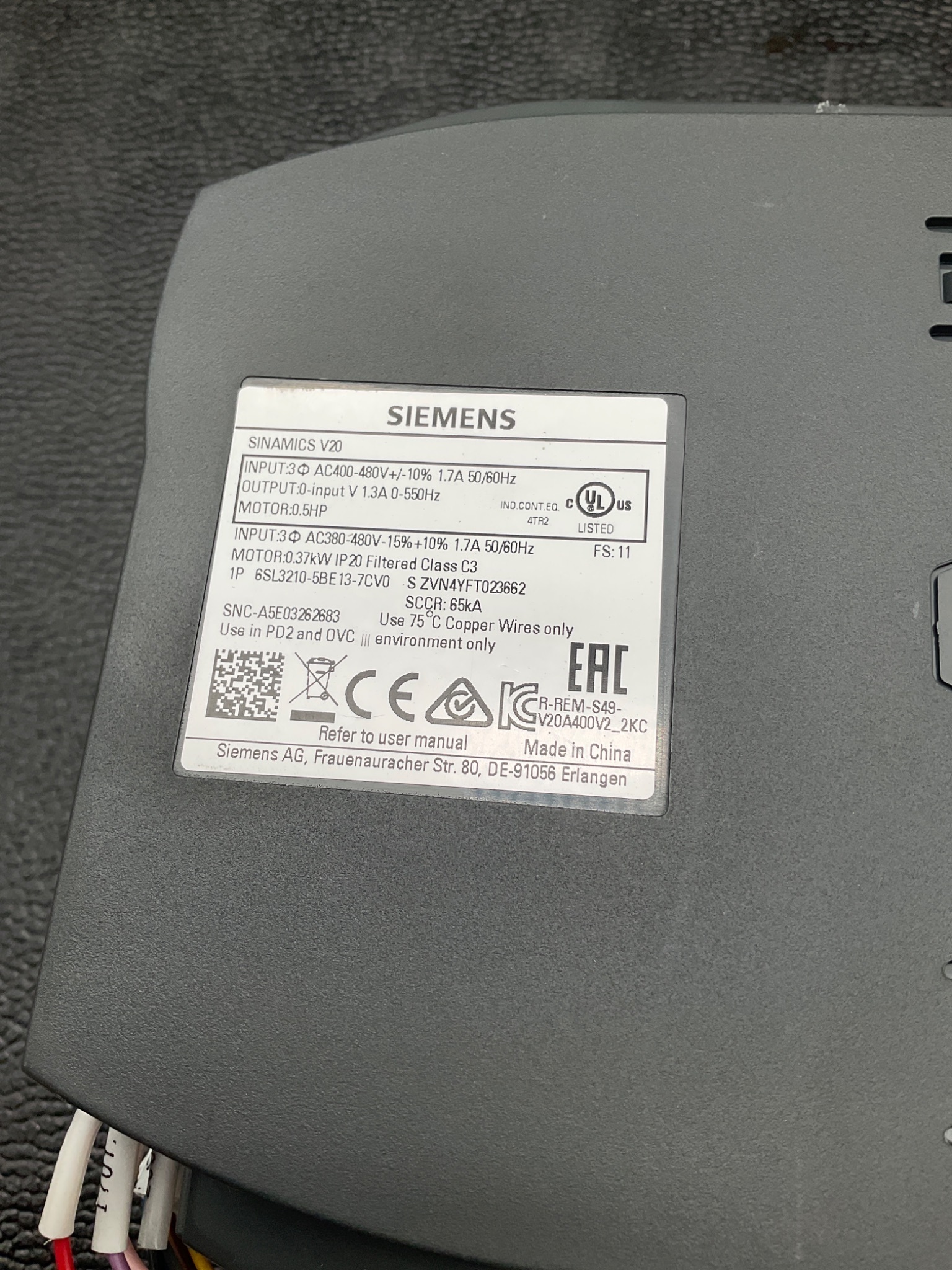 SIEMENS 6SL3210-5BE13-7CV0 SINAMICS V20 Variable Frequency Drive USED 2
