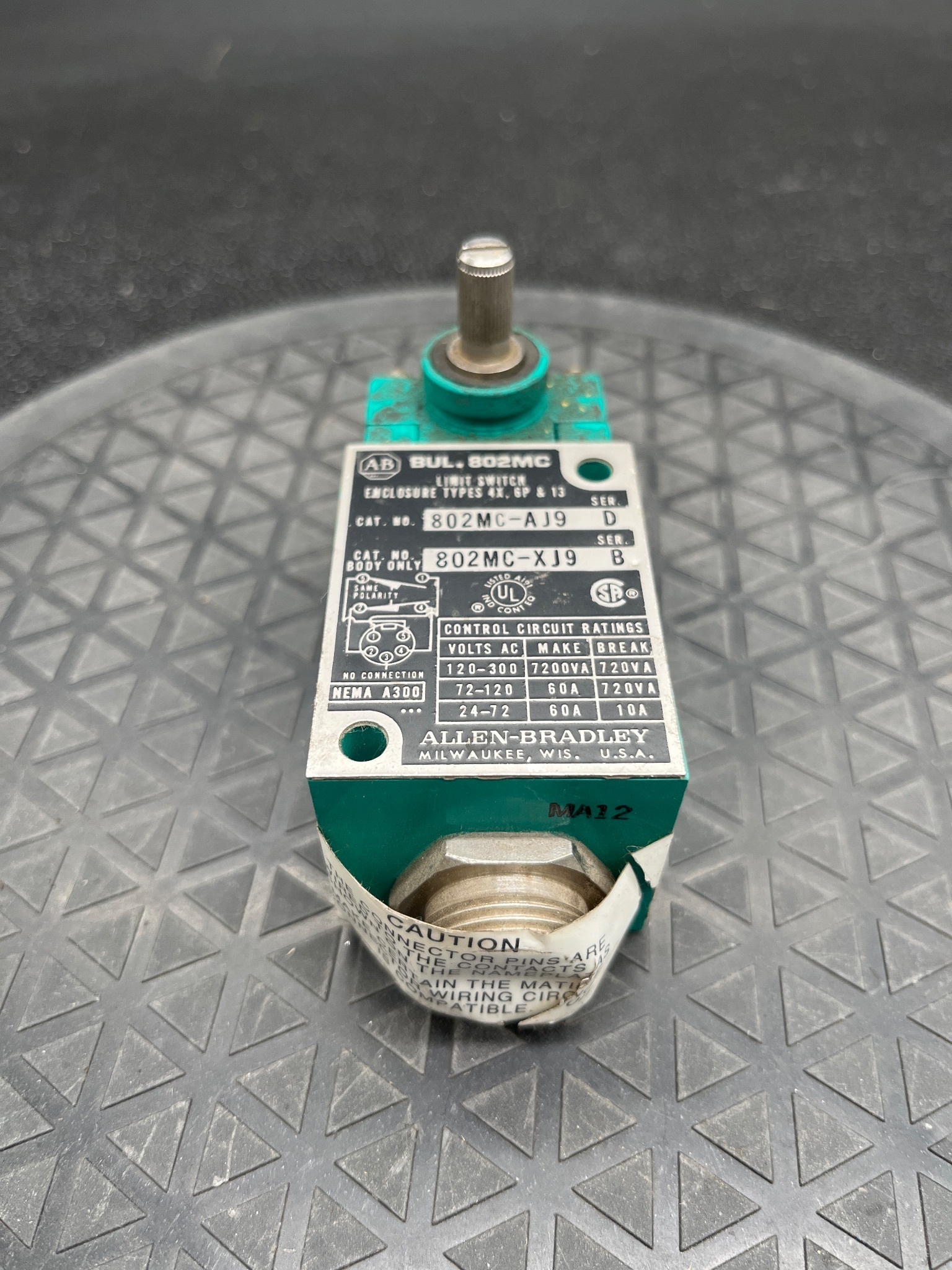 ALLEN‑BRADLEY 802MC‑AX Limit Switch USED 0