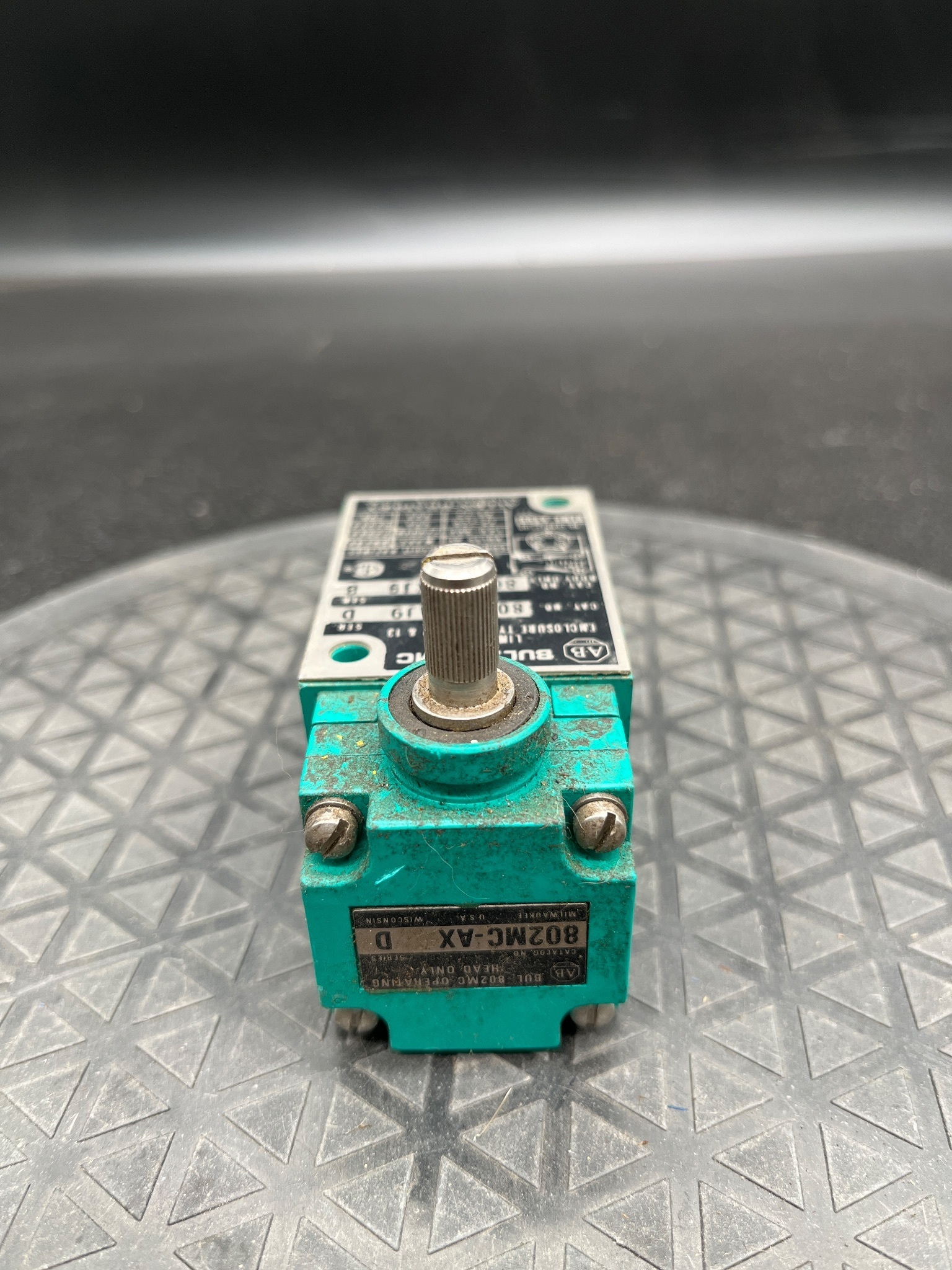 ALLEN‑BRADLEY 802MC‑AX Limit Switch USED 2