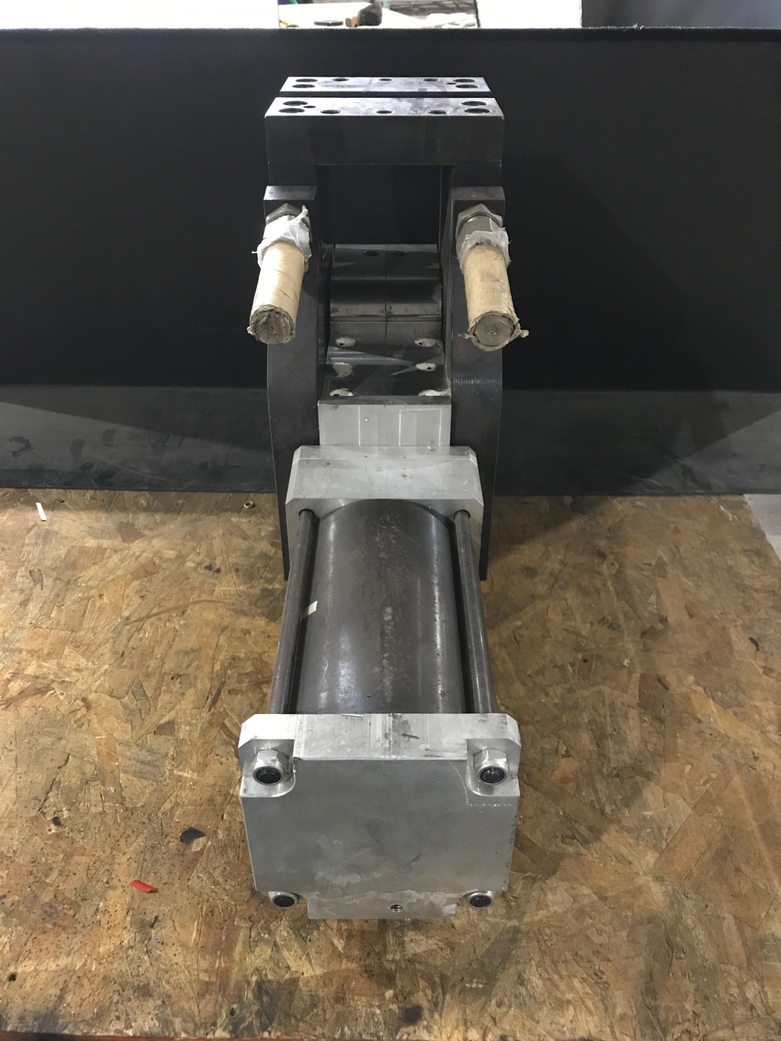 TÜNKERS KS 125.2 SD A10 T12 45 Pneumatic Clamp Module USED 0