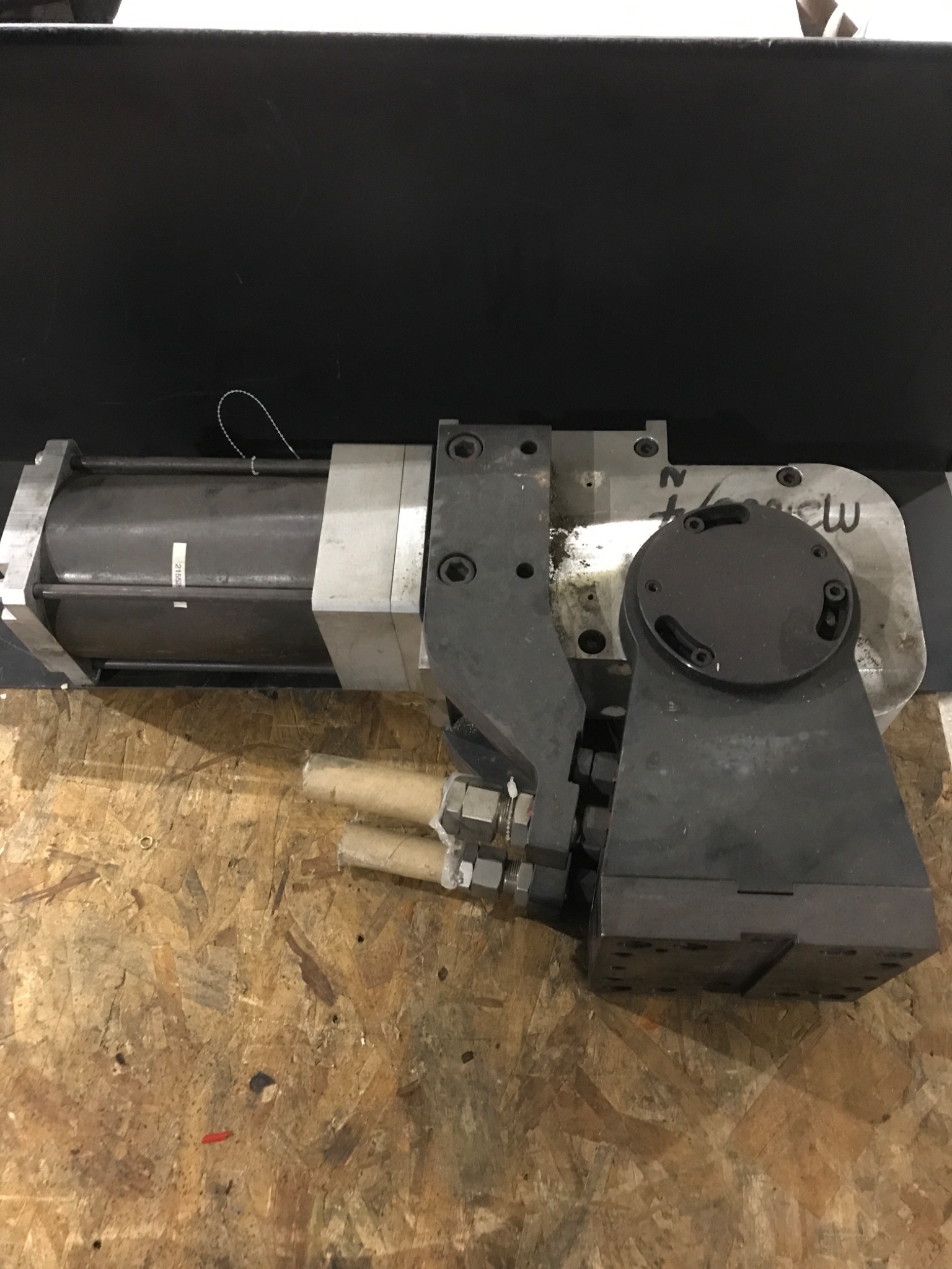 TÜNKERS KS 125.2 SD A10 T12 45 Pneumatic Clamp Module USED 3