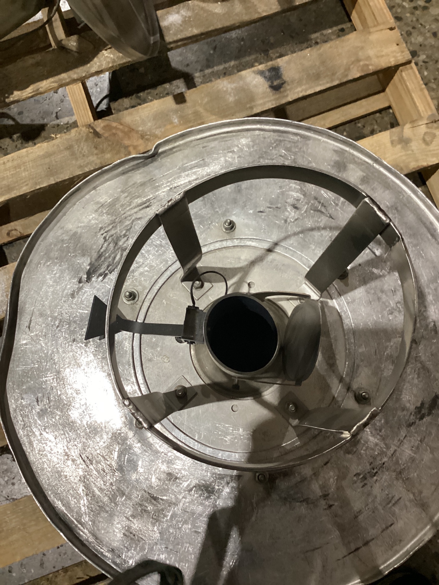 AEC Whitlock SRH-02 Vacuum Hopper USED 2