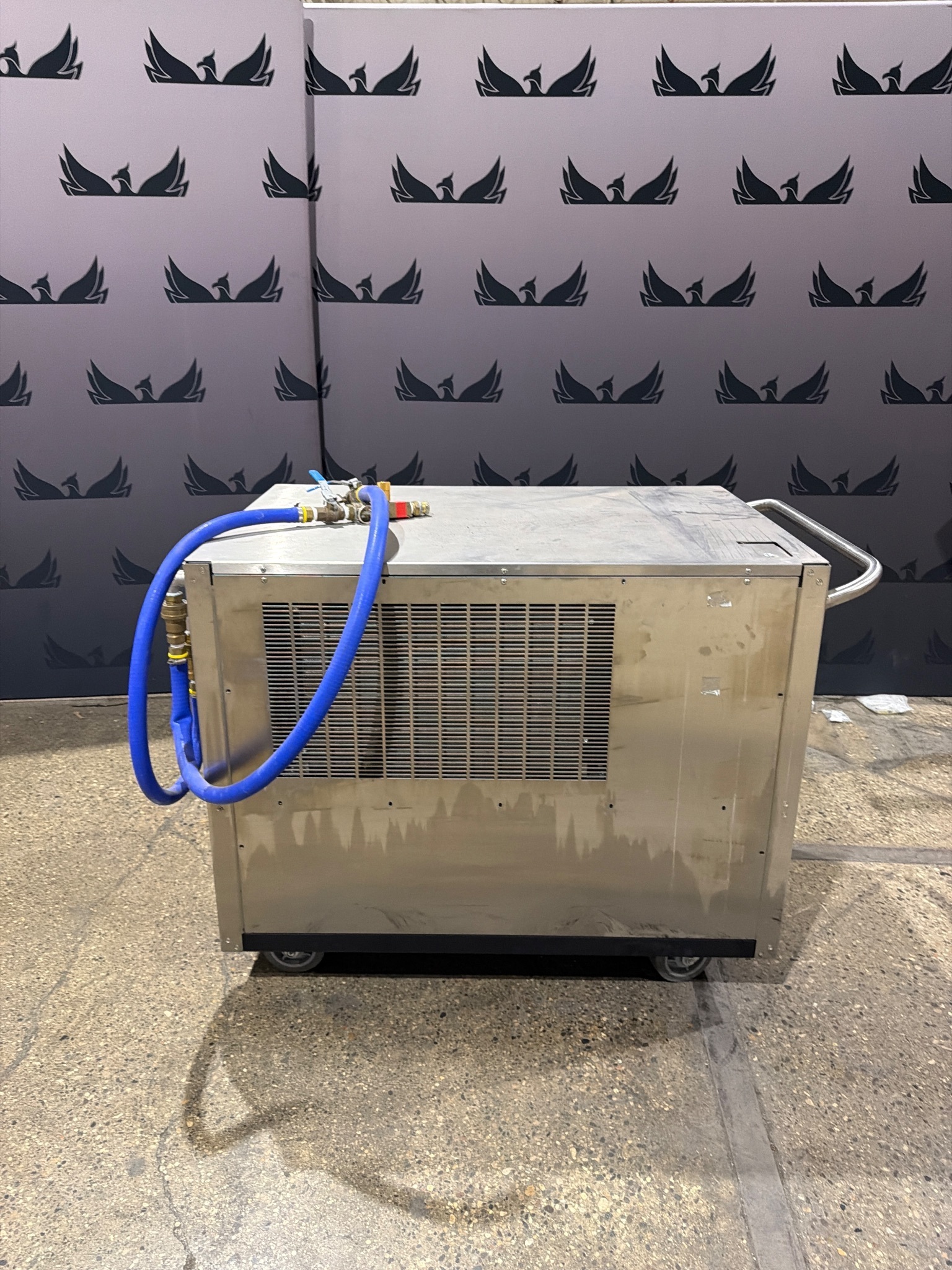 G&D Chillers CH-3/6-HT Industrial Chiller USED Missing Side Panel 0