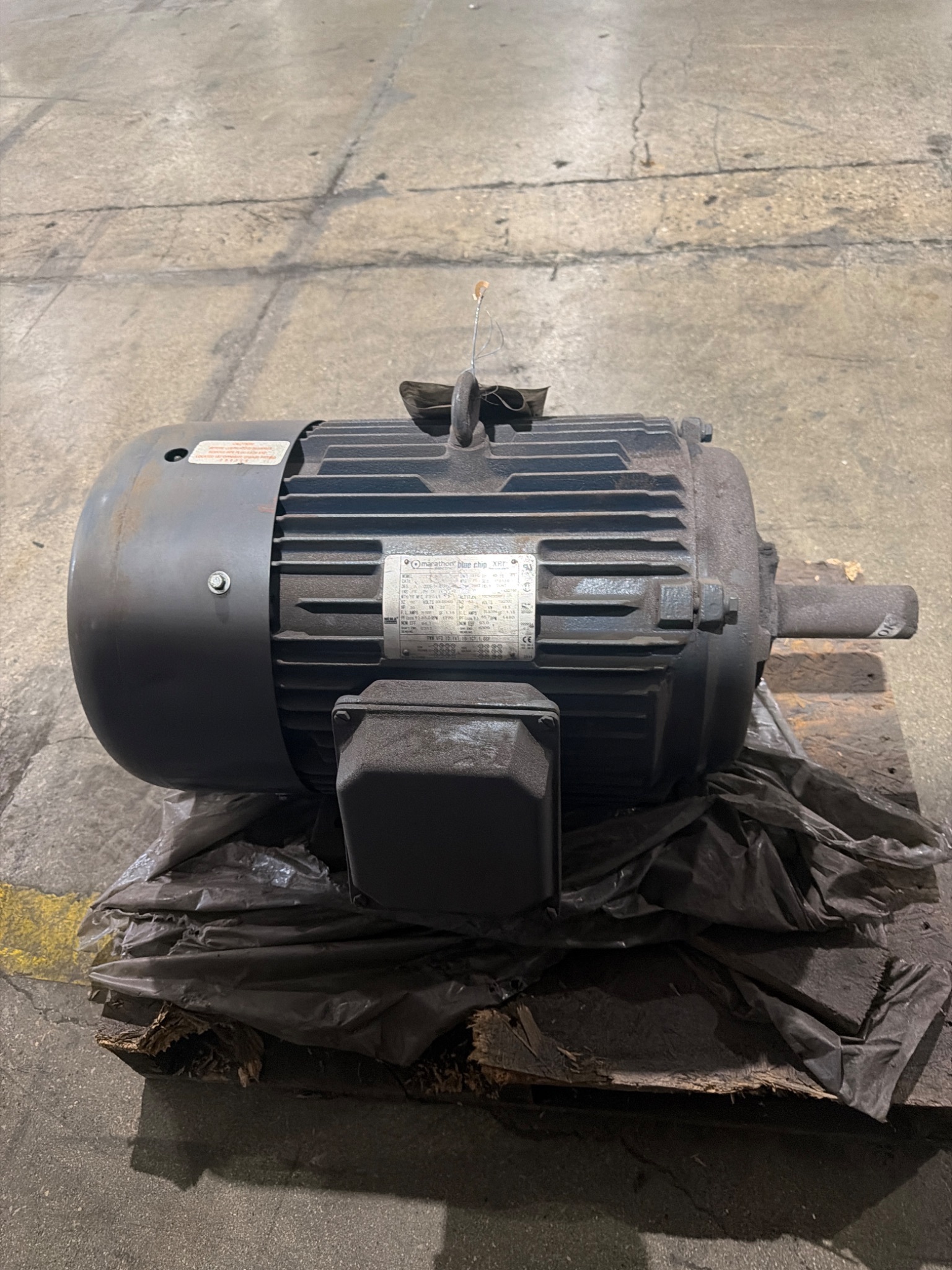 MARATHON ELECTRIC E983B 30 HP AC Motor 208-230/460V 3PH TEFC USED 3