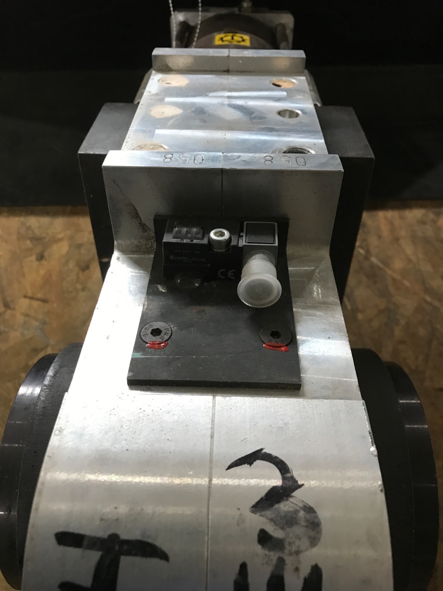 TÜNKERS KS 125.2 SD A10 T12 45 Pneumatic Clamp Module USED 6