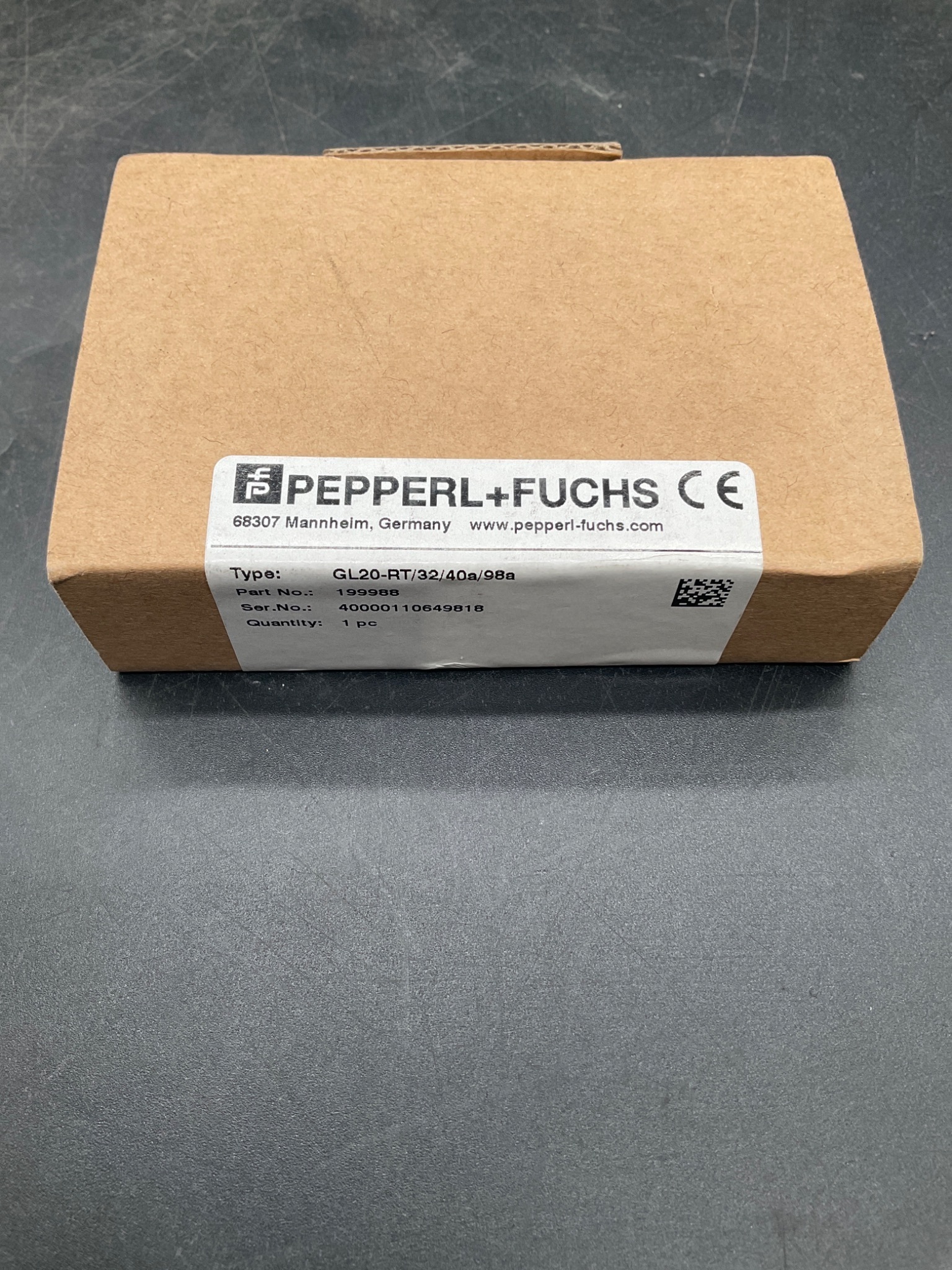 PEPPERL+FUCHS GL20-RT/32/40A/98A Photoelectric Sensor NEW 3
