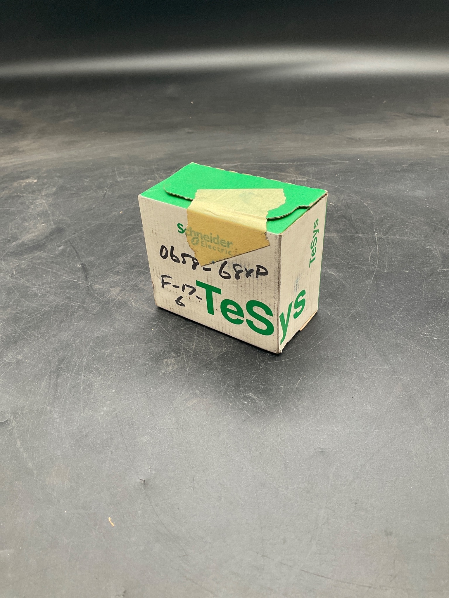 SCHNEIDER ELECTRIC LRD21 Thermal Overload Relay 12-18A NEW 0