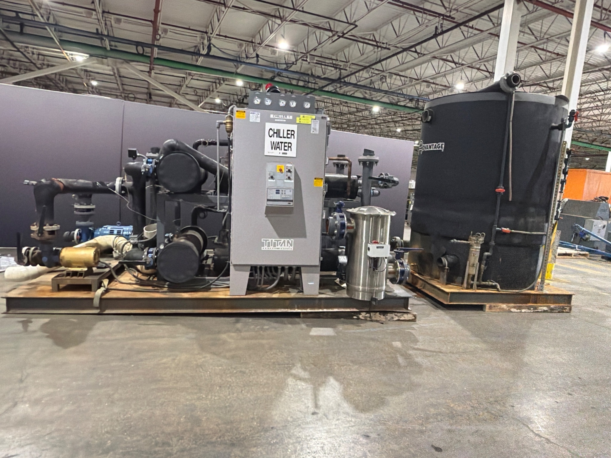 ADVANTAGE ENGINEERING TIP-100W Titan Industrial Water Chiller 100 Ton USED 0