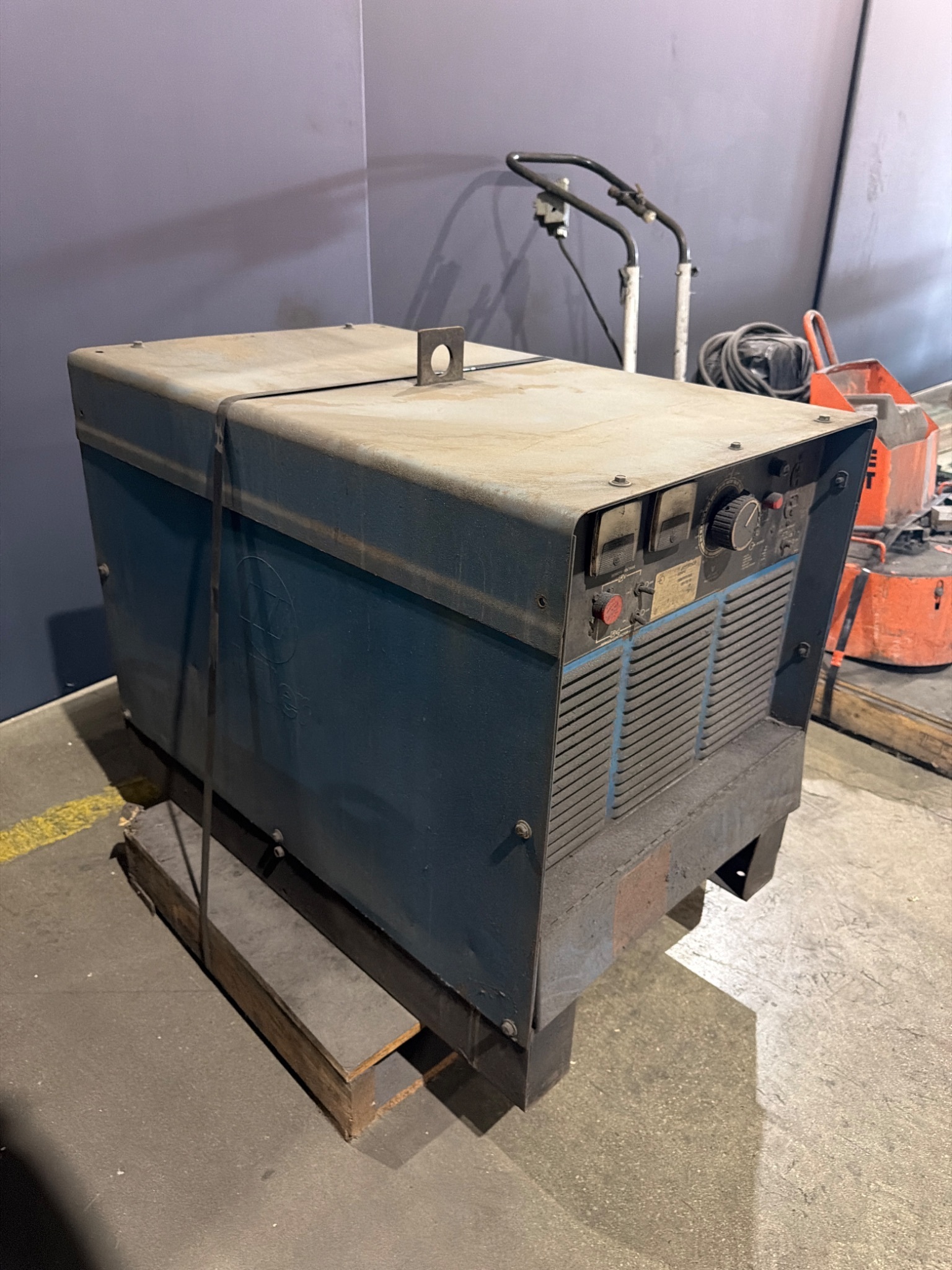 MILLER DELTAWELD 450 DC Welding Power Source USED 1