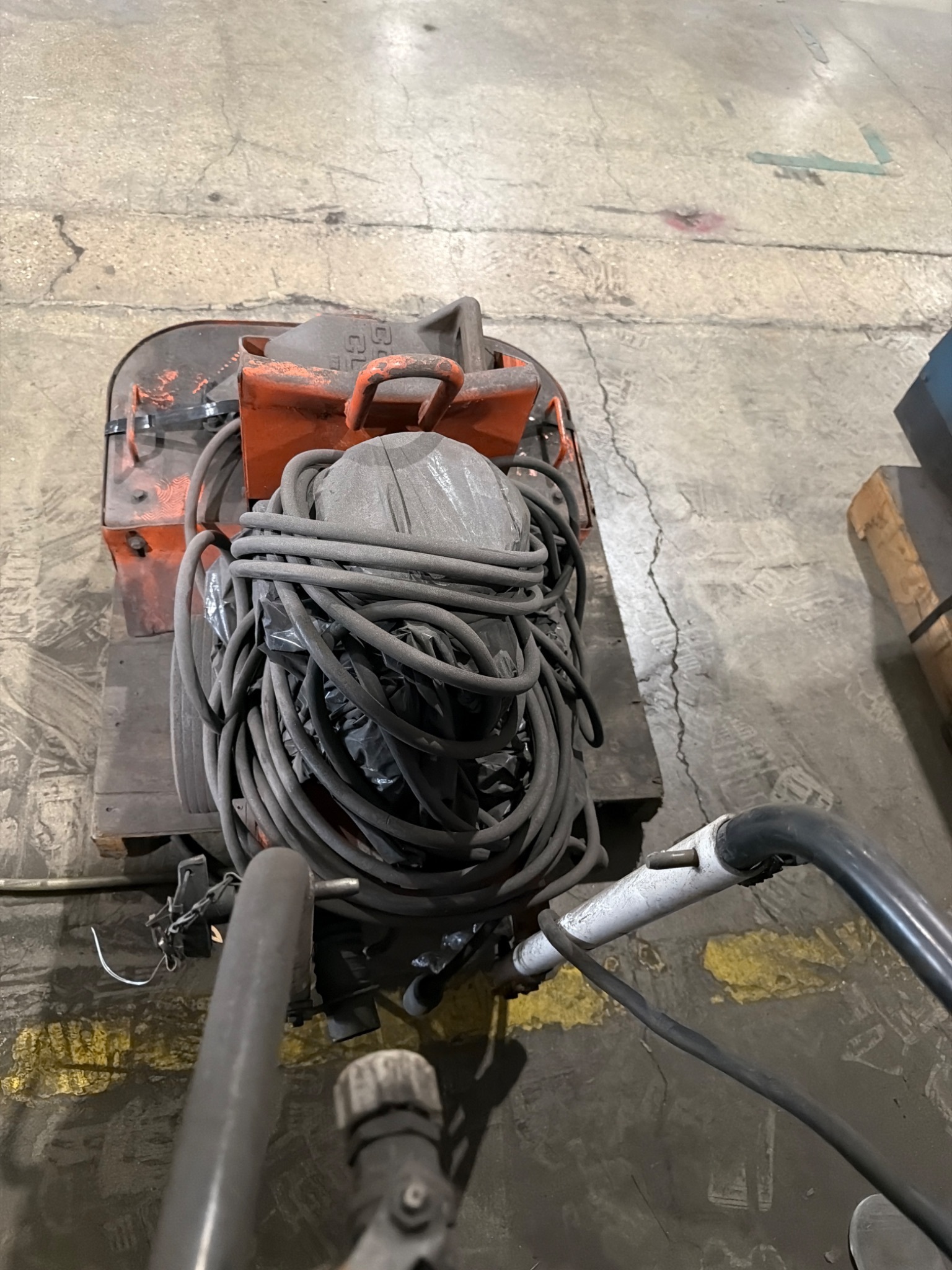 DIAMOND PRODUCTS CORE CUT Walk-Behind Floor Grinder 3HP USED 3