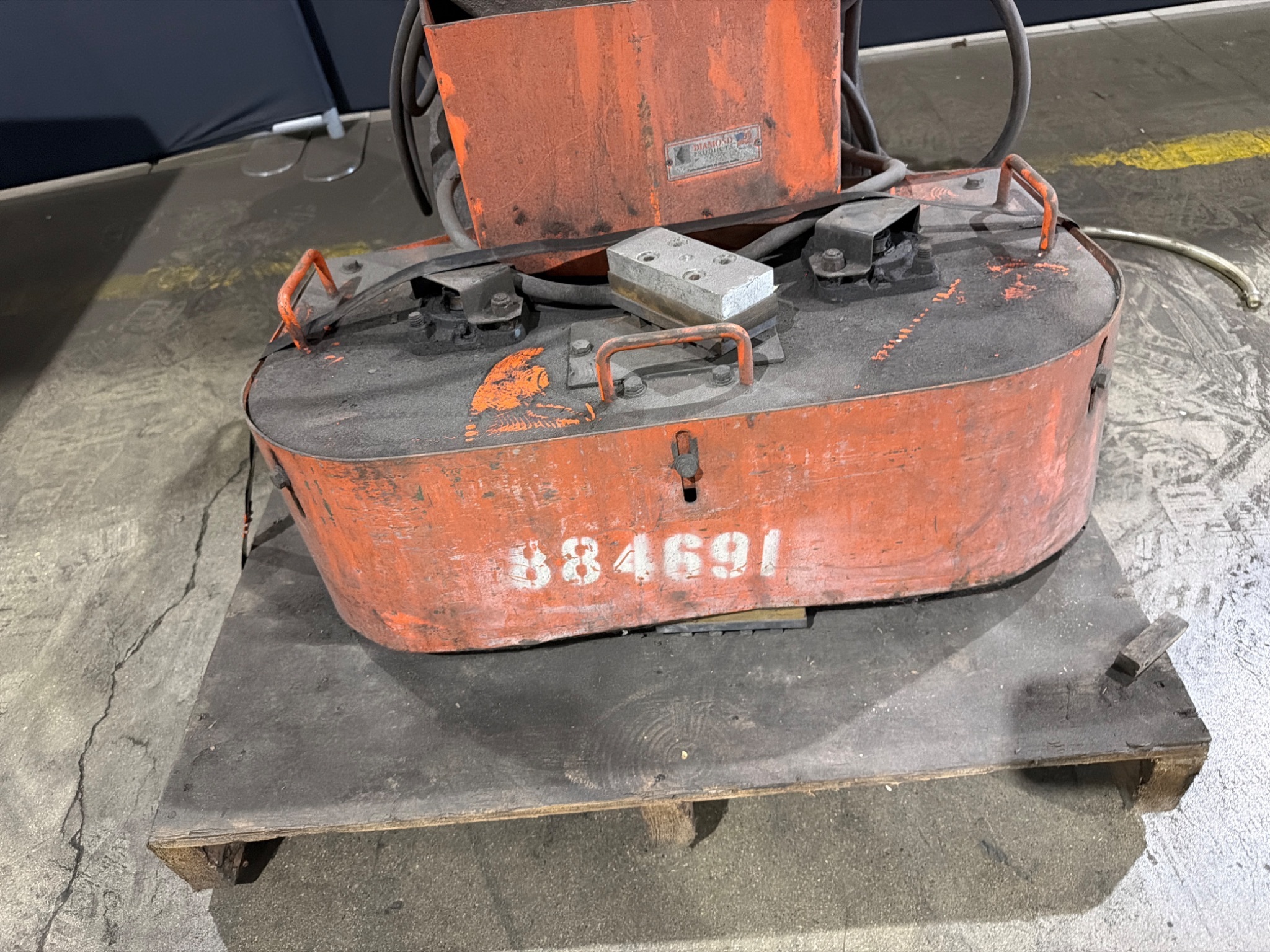 DIAMOND PRODUCTS CORE CUT Walk-Behind Floor Grinder 3HP USED 8