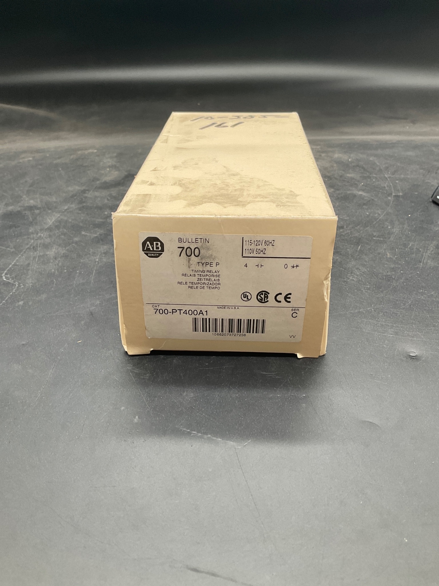 ALLEN-BRADLEY 700-PT400A1 Time Delay Relay 120V AC NEW 0
