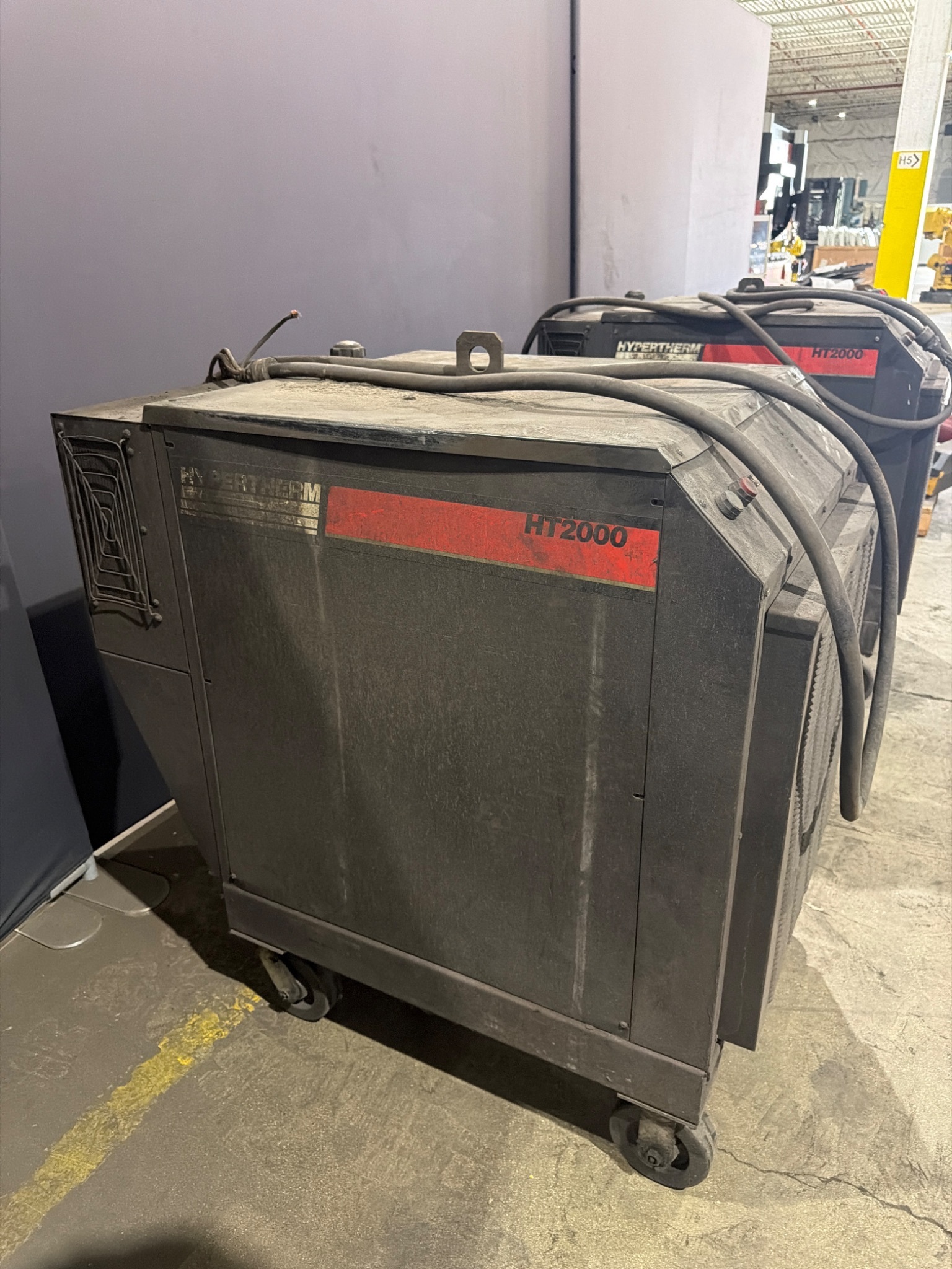 HYPERTHERM HT2000 Plasma Cutting Power Supply USED 2