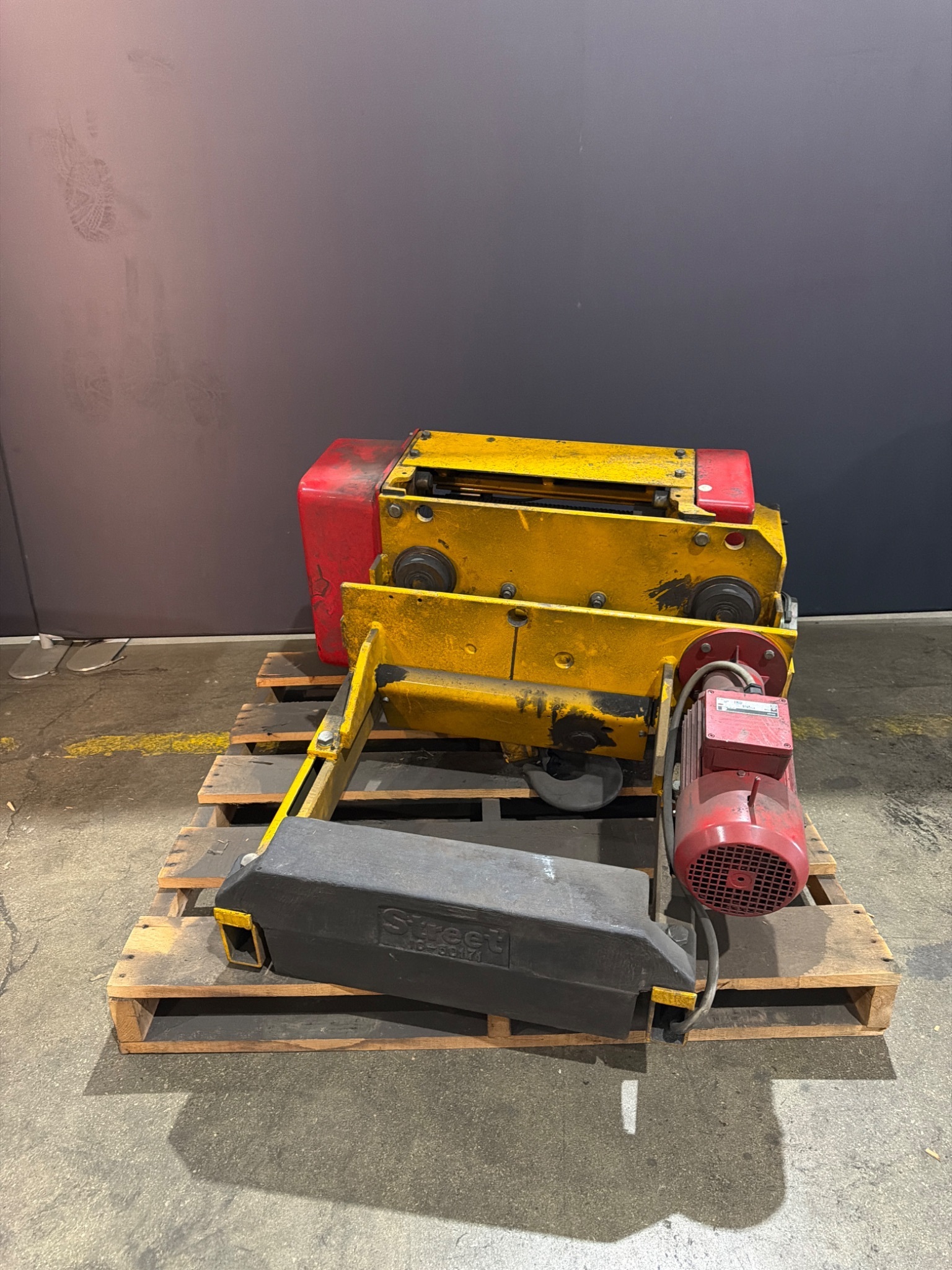 STREET ZX34-3SNM4KLU Wire Rope Hoist 5 Ton 460V 3PH USED 0