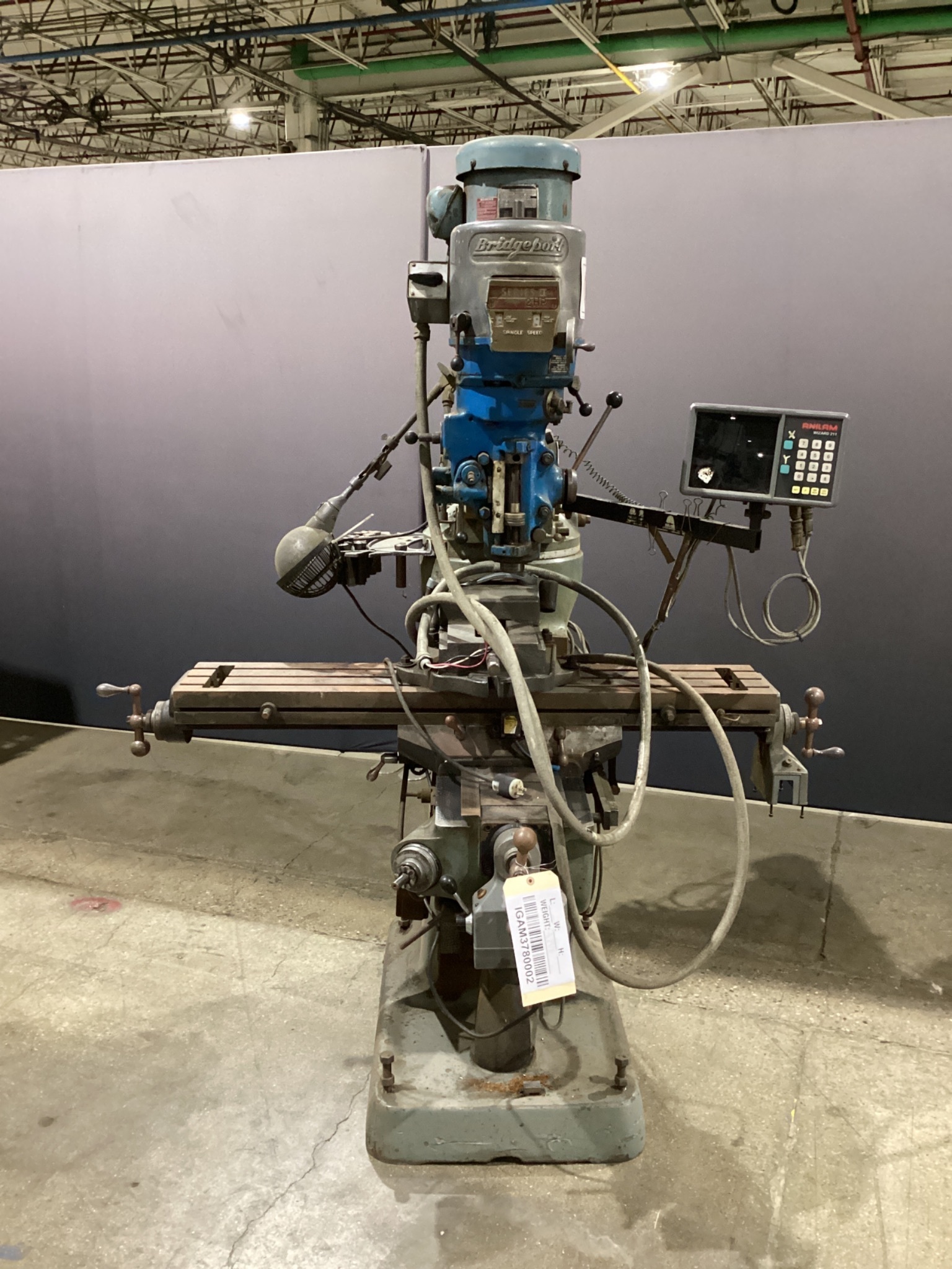 BRIDGEPORT SERIES II MILL USED 0