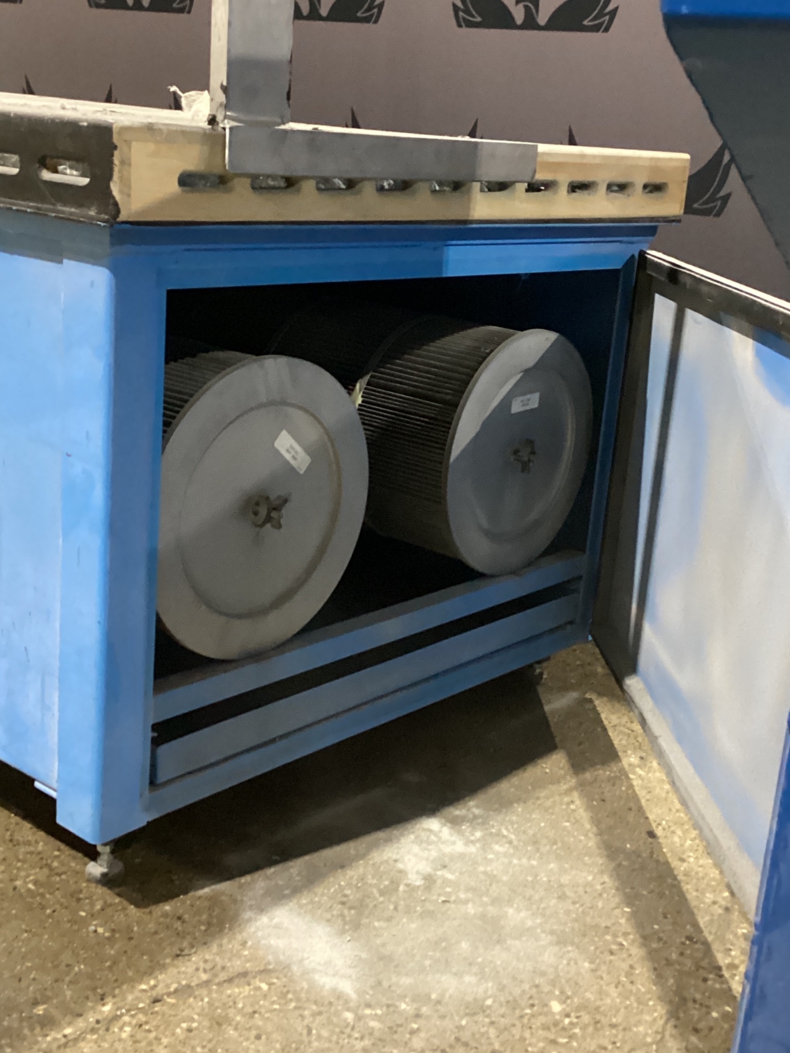 Denray Machine 7200B Downdraft Dust Collector 5HP 3PH USED 4