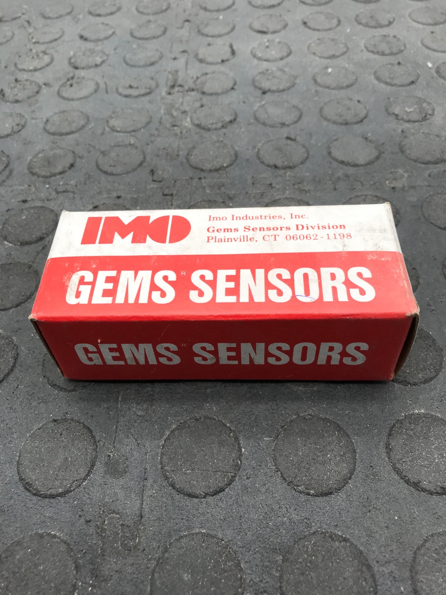 Gems Sensors (IMO) 20173 Load-Pak Liquid Level Switch 120/240VAC NEW 2