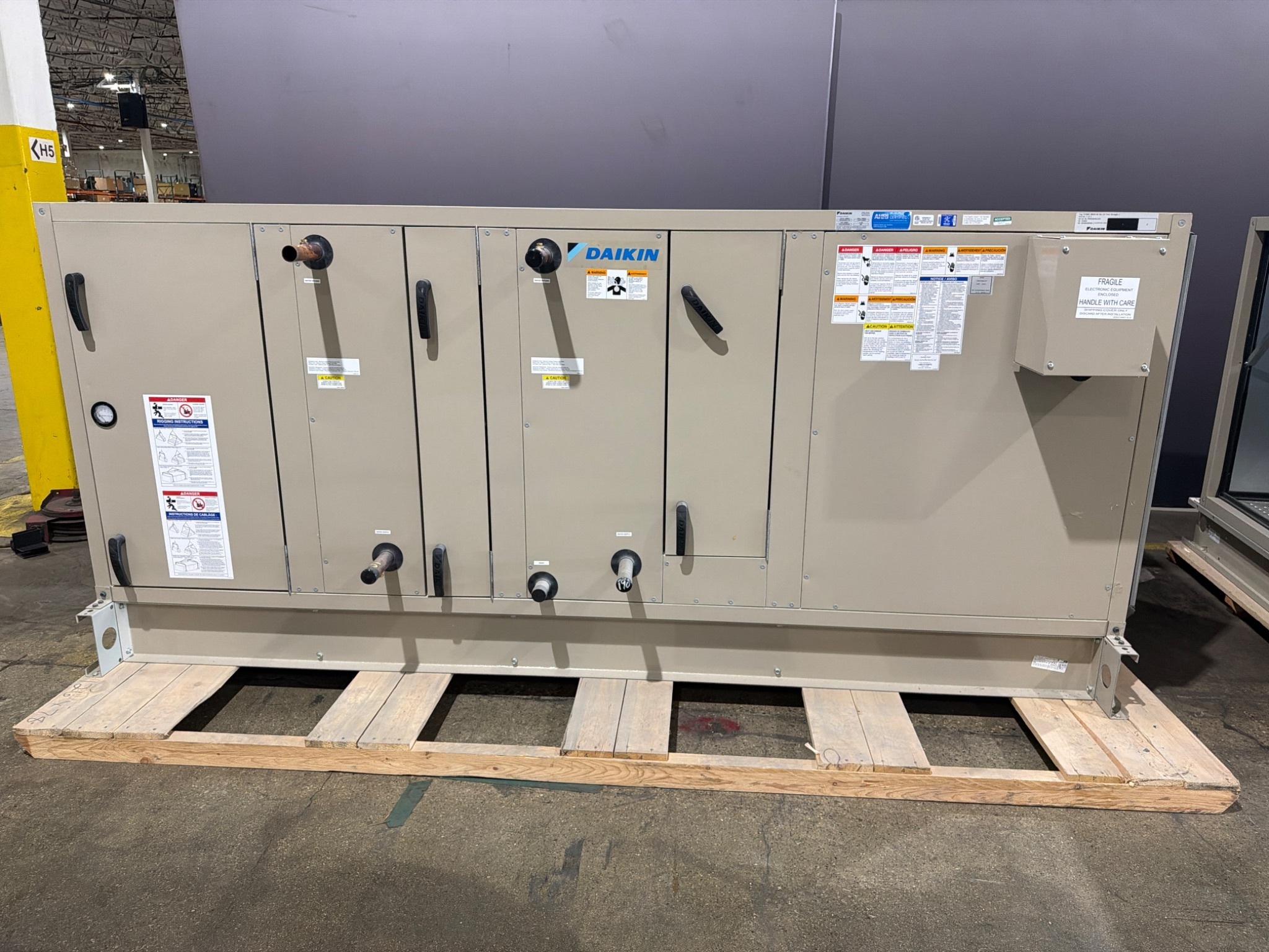 Daikin E031283200400 CAH012GGM Central Station Air Handling Unit USED 1