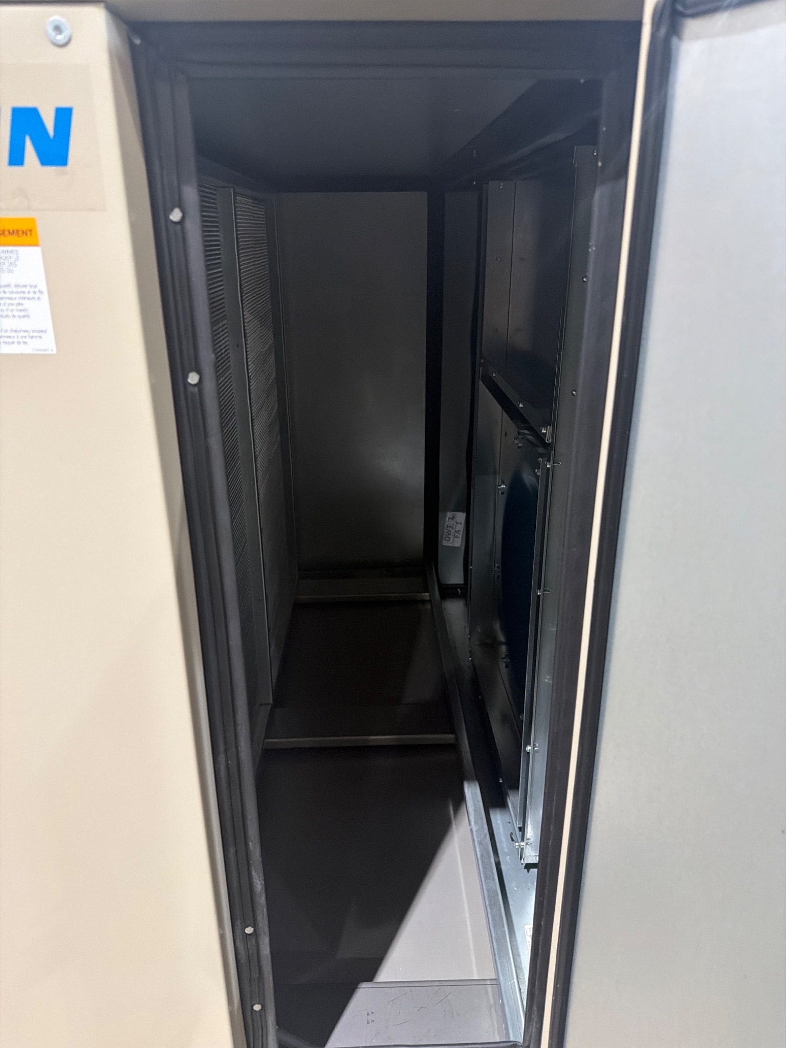 Daikin E031283200400 CAH012GGM Central Station Air Handling Unit USED 4