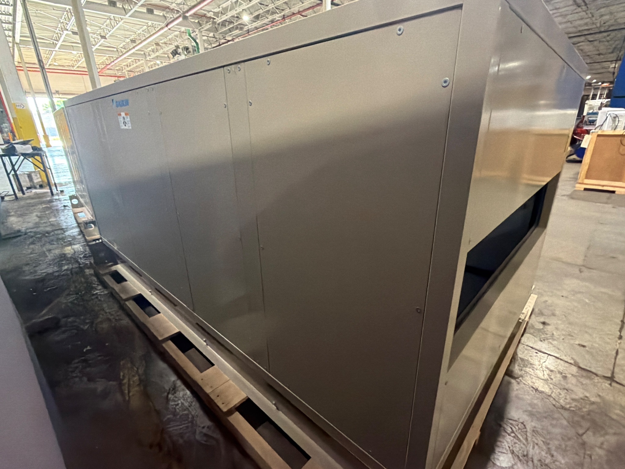 Daikin E031283200400 CAH012GGM Central Station Air Handling Unit USED 13