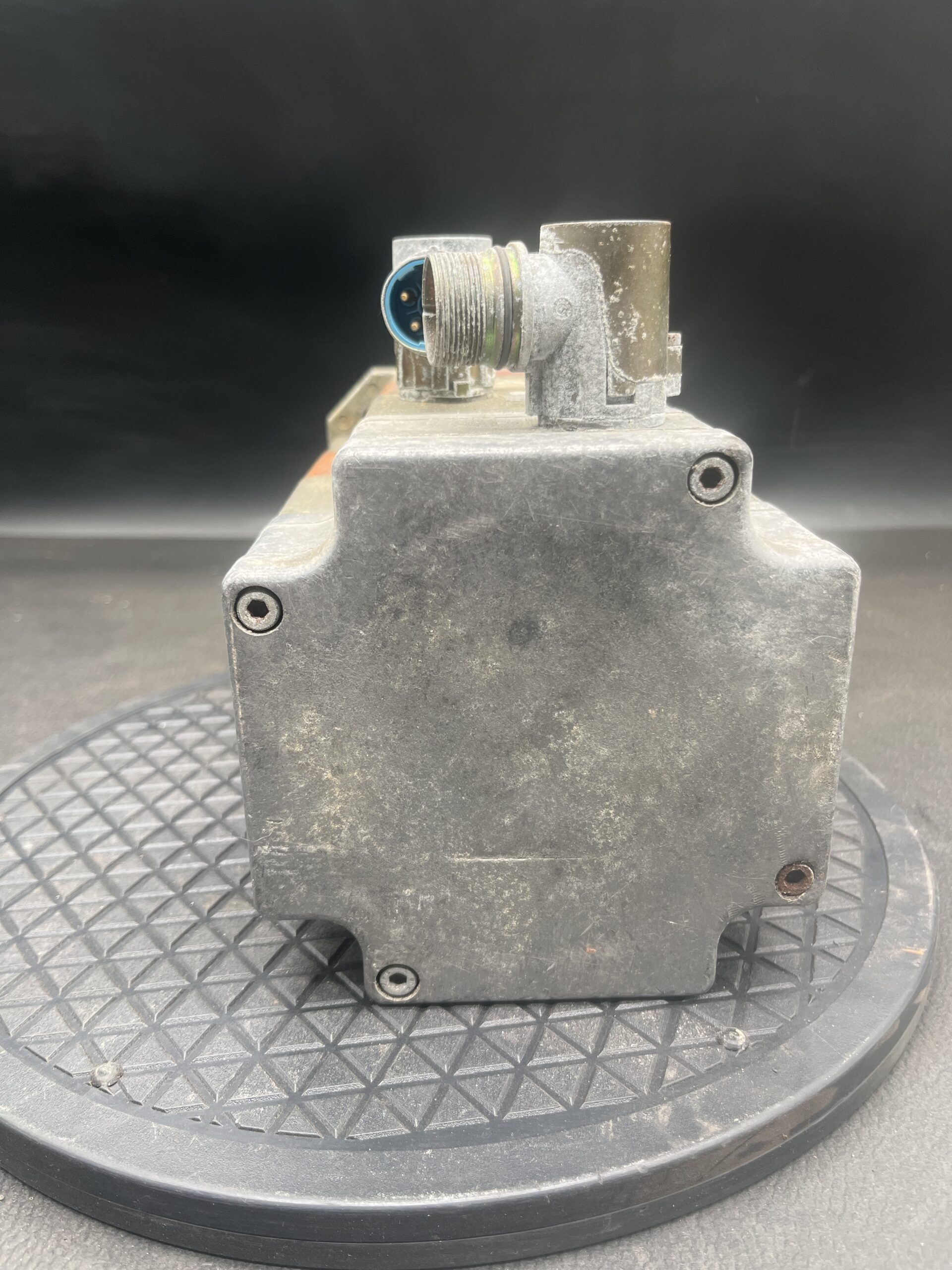 SIEMENS 1FK6060-6AF71-1TA0 Brushless Servo Motor USED 2