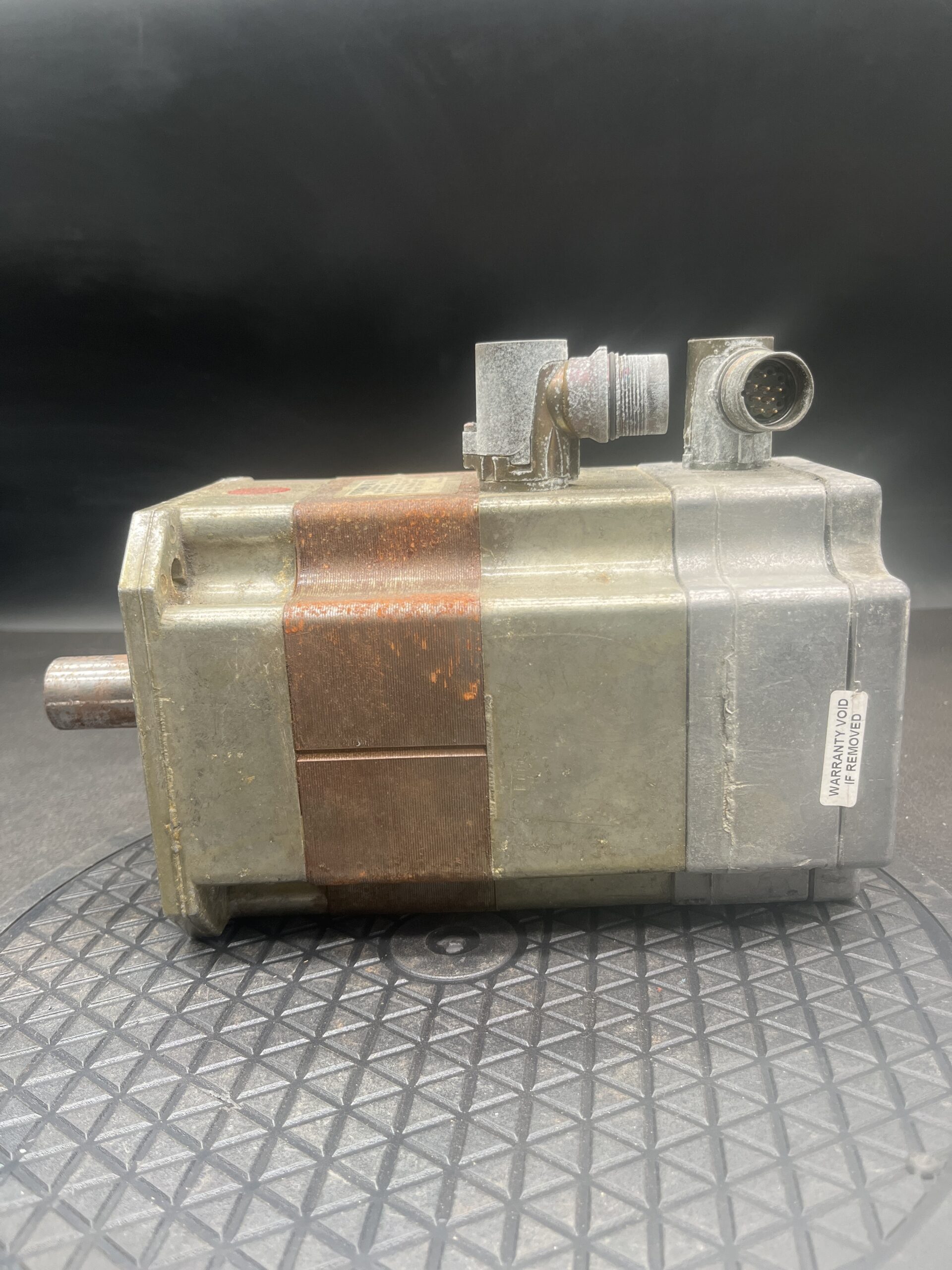 SIEMENS 1FK6060-6AF71-1TA0 Brushless Servo Motor USED 3
