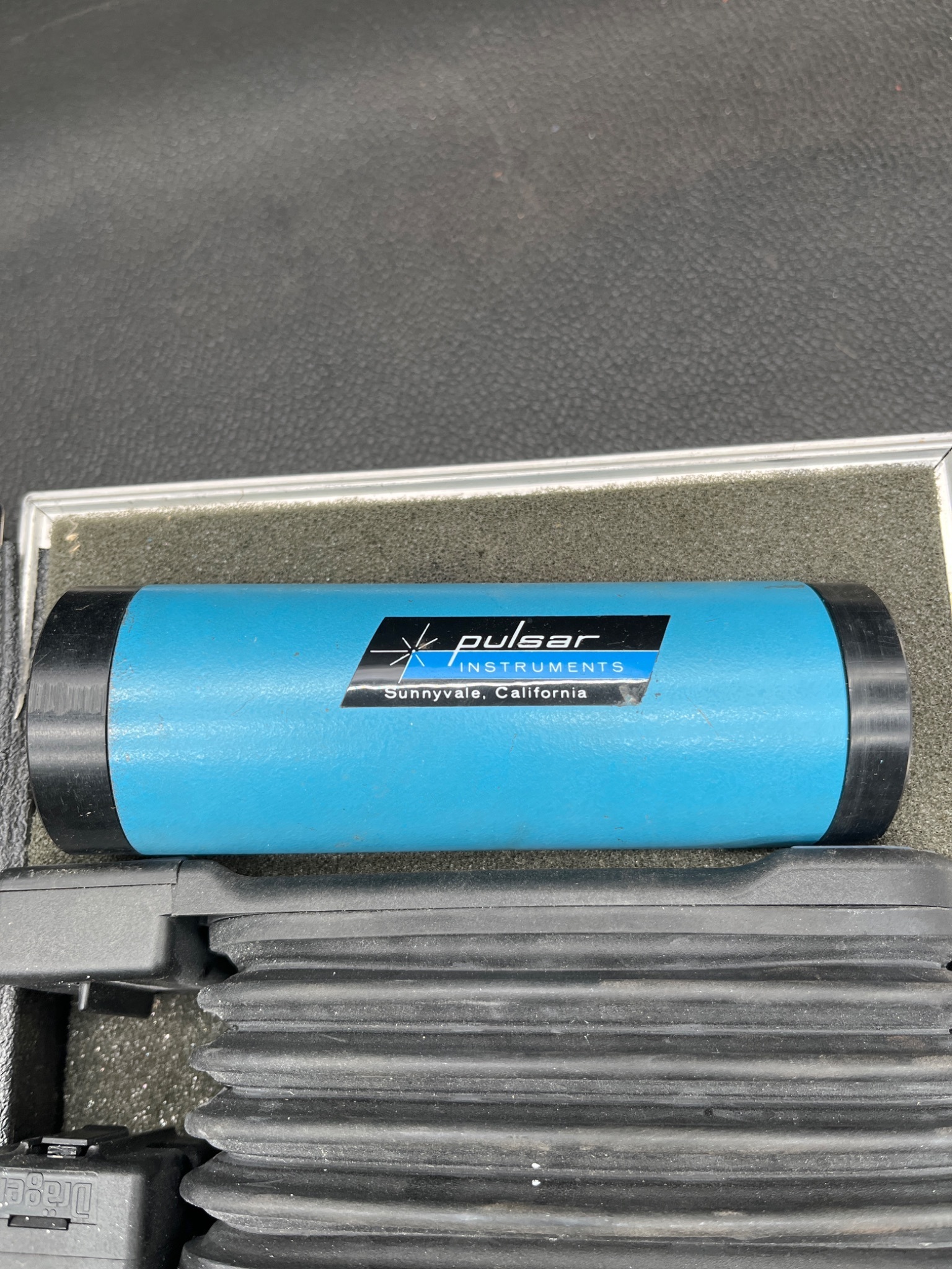 PULSAR INSTRUMENTS Model 85 Sound Level Meter w/ Calibrator and Accuro Pump 3