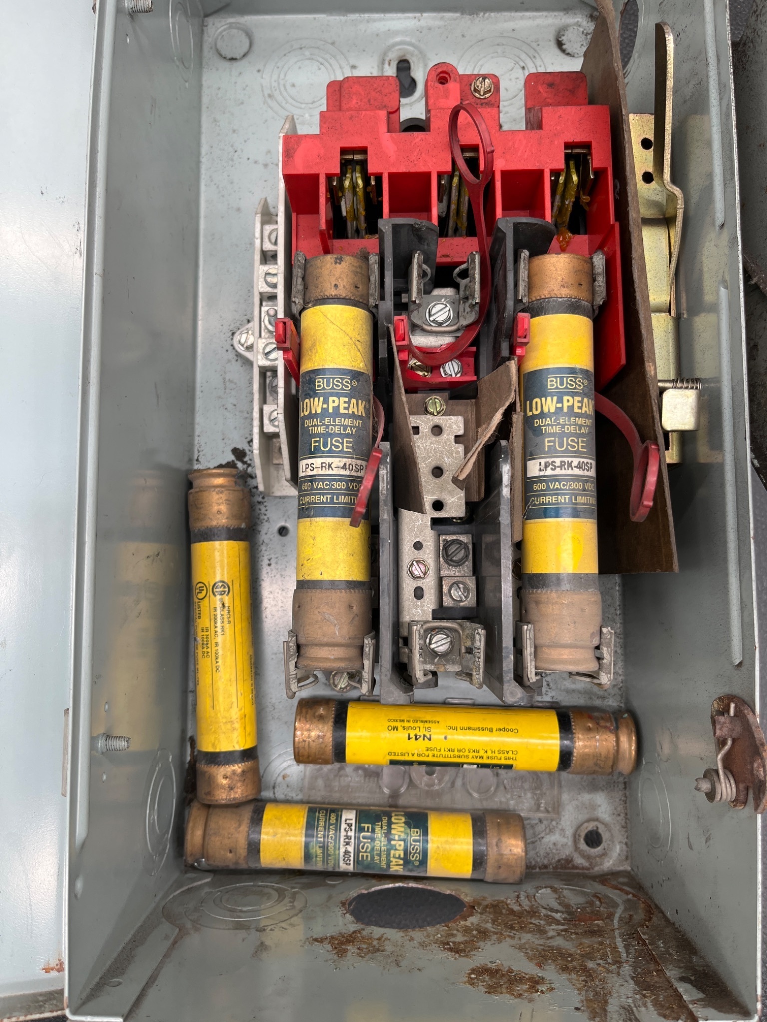 EATON CUTLER‑HAMMER DH362NGK Heavy Duty Safety Switch USED 6