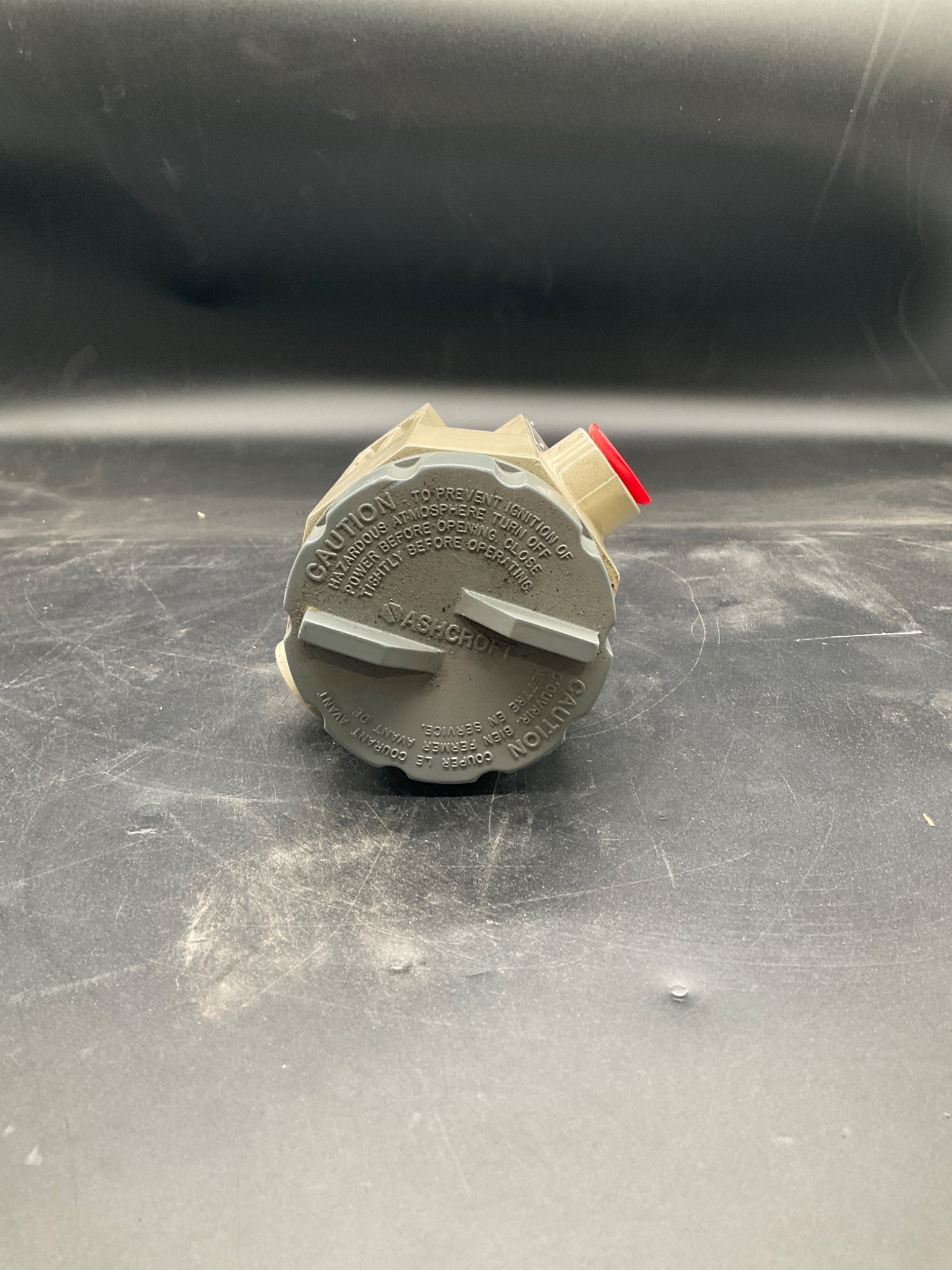 Omega Engineering PSW‑443 Pressure Switch USED 1