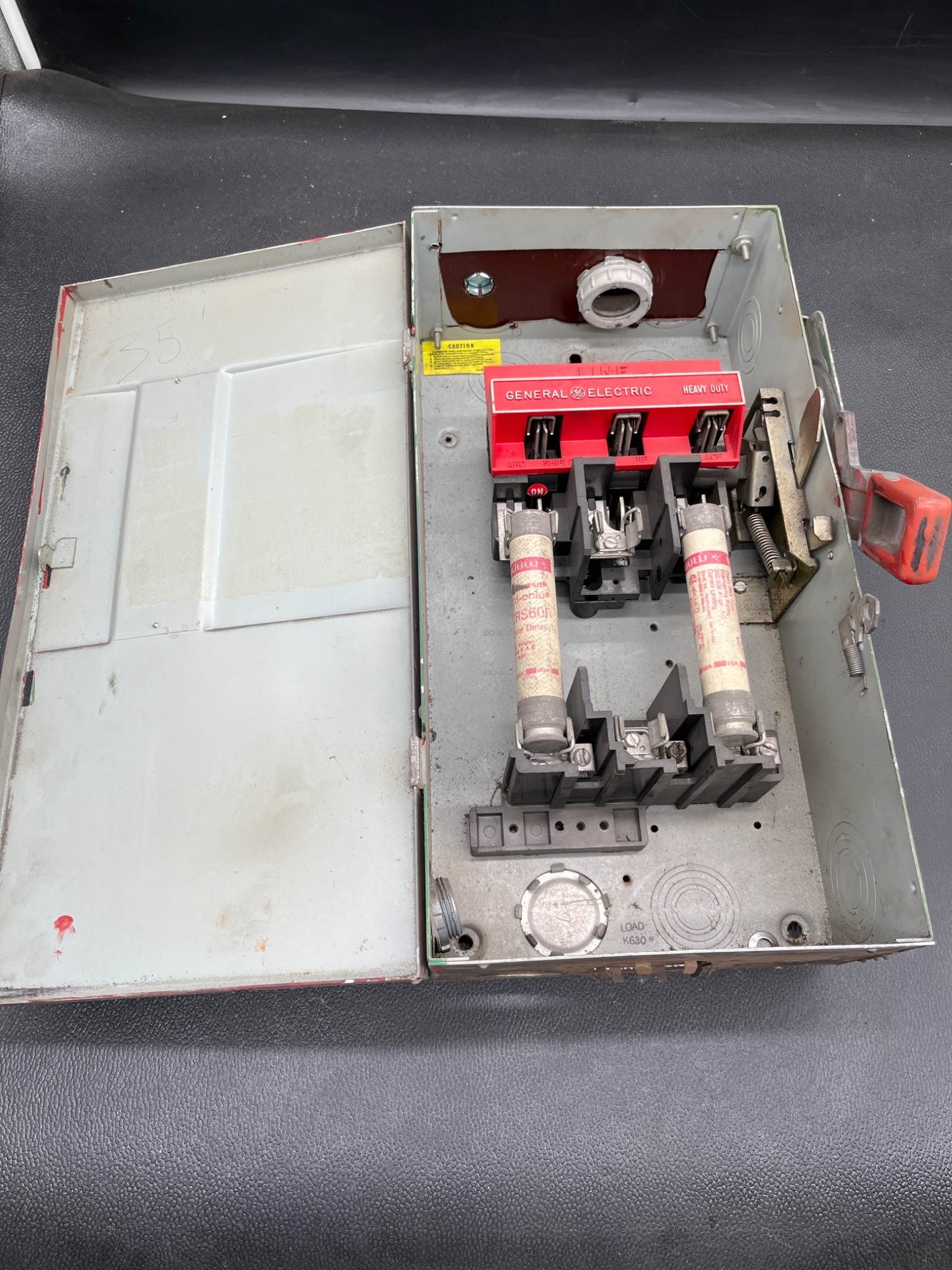 GENERAL ELECTRIC Heavy Duty Safety Switch 60A 600VAC USED 5