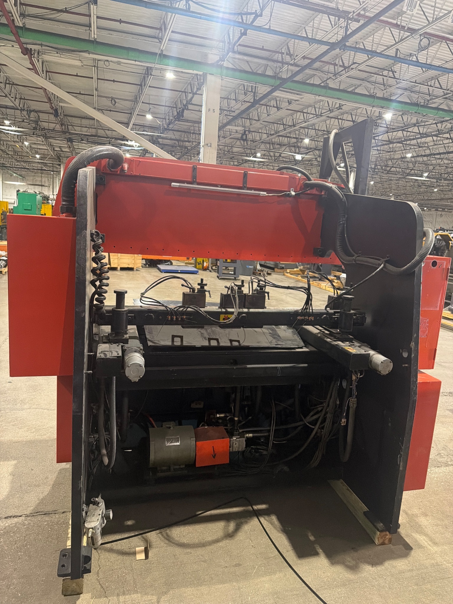 AMADA RG‑50 Press Brake with NC‑9EX Controller USED 6