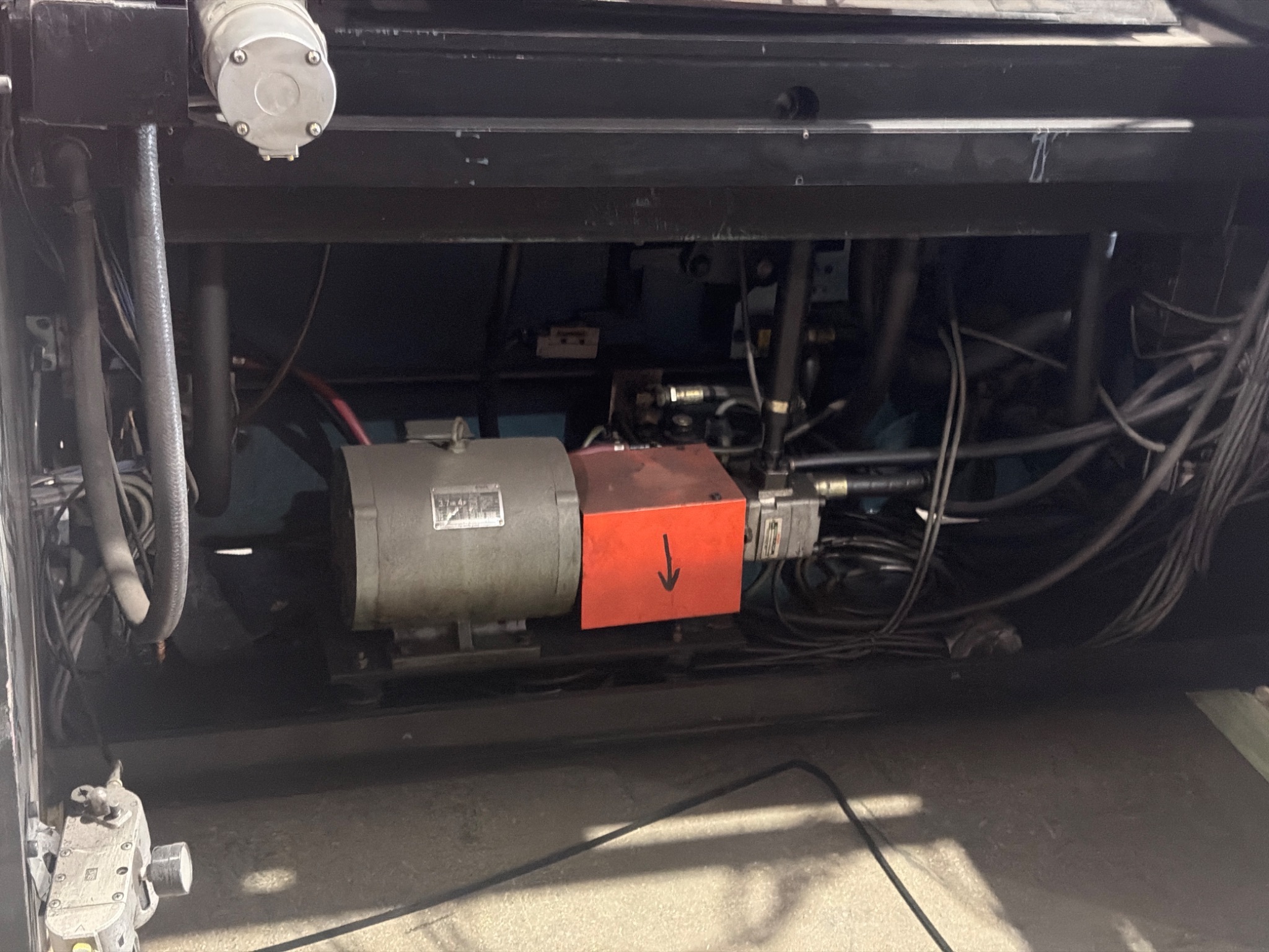 AMADA RG‑50 Press Brake with NC‑9EX Controller USED 7