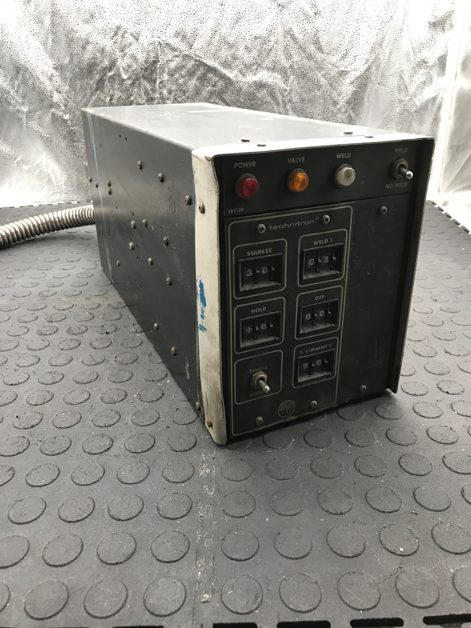 WTC/TECHNITRON MC08330000 Resistance Welding Control Box USED 0
