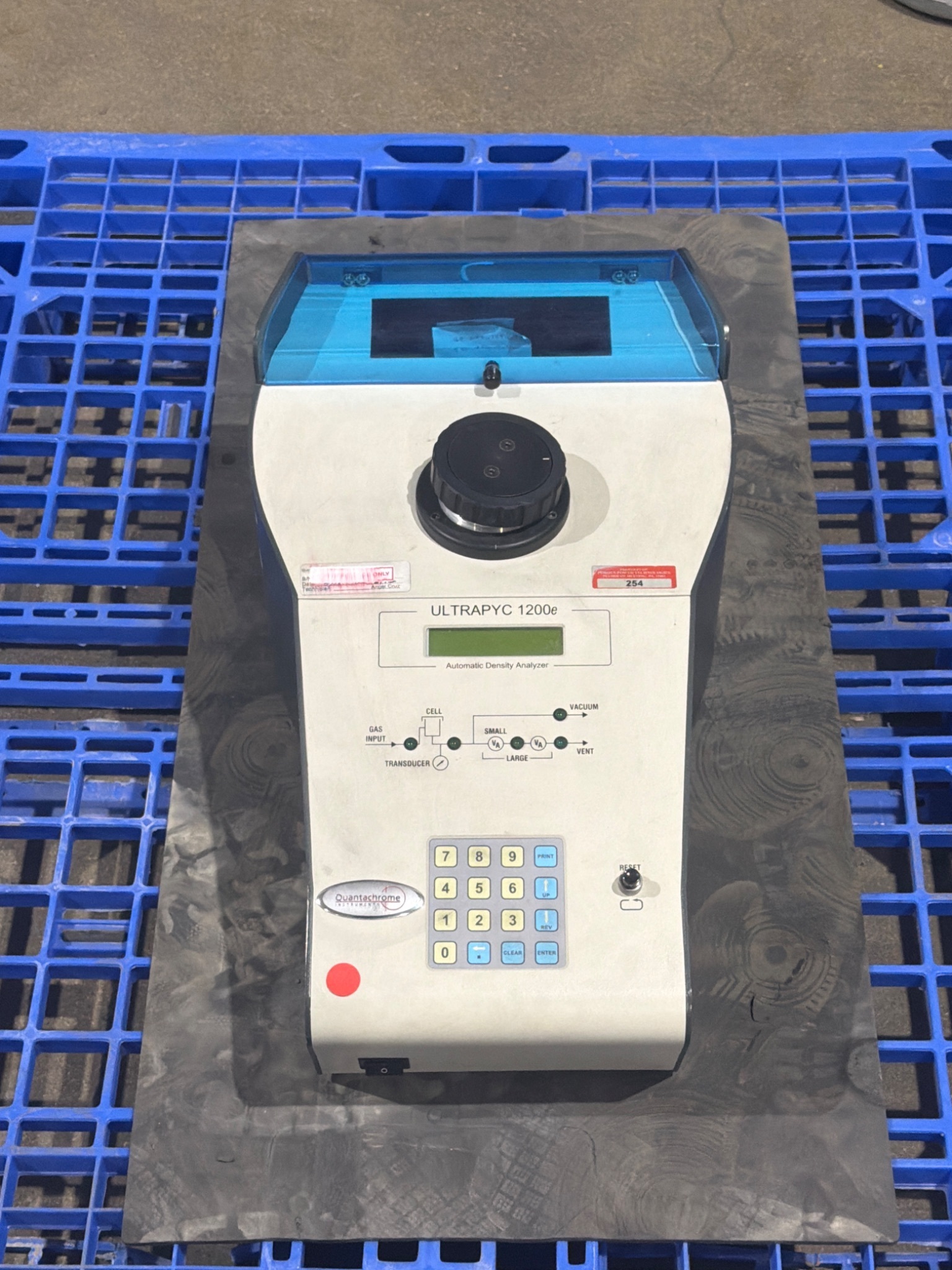 Quantachrome Ultrapyc 1200e Automatic Gas Pycnometer - PARTS ONLY 0