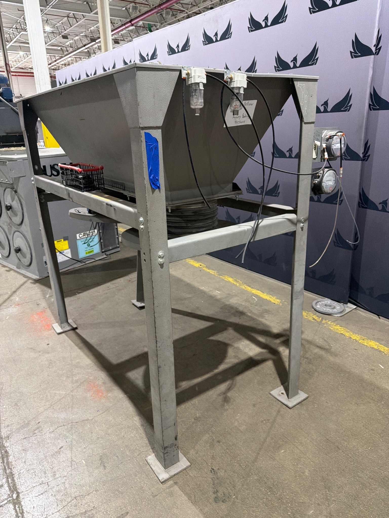 UNITED AIR SPECIALISTS FJL8‑2455 Dust‑Hog Dust Collector USED 6