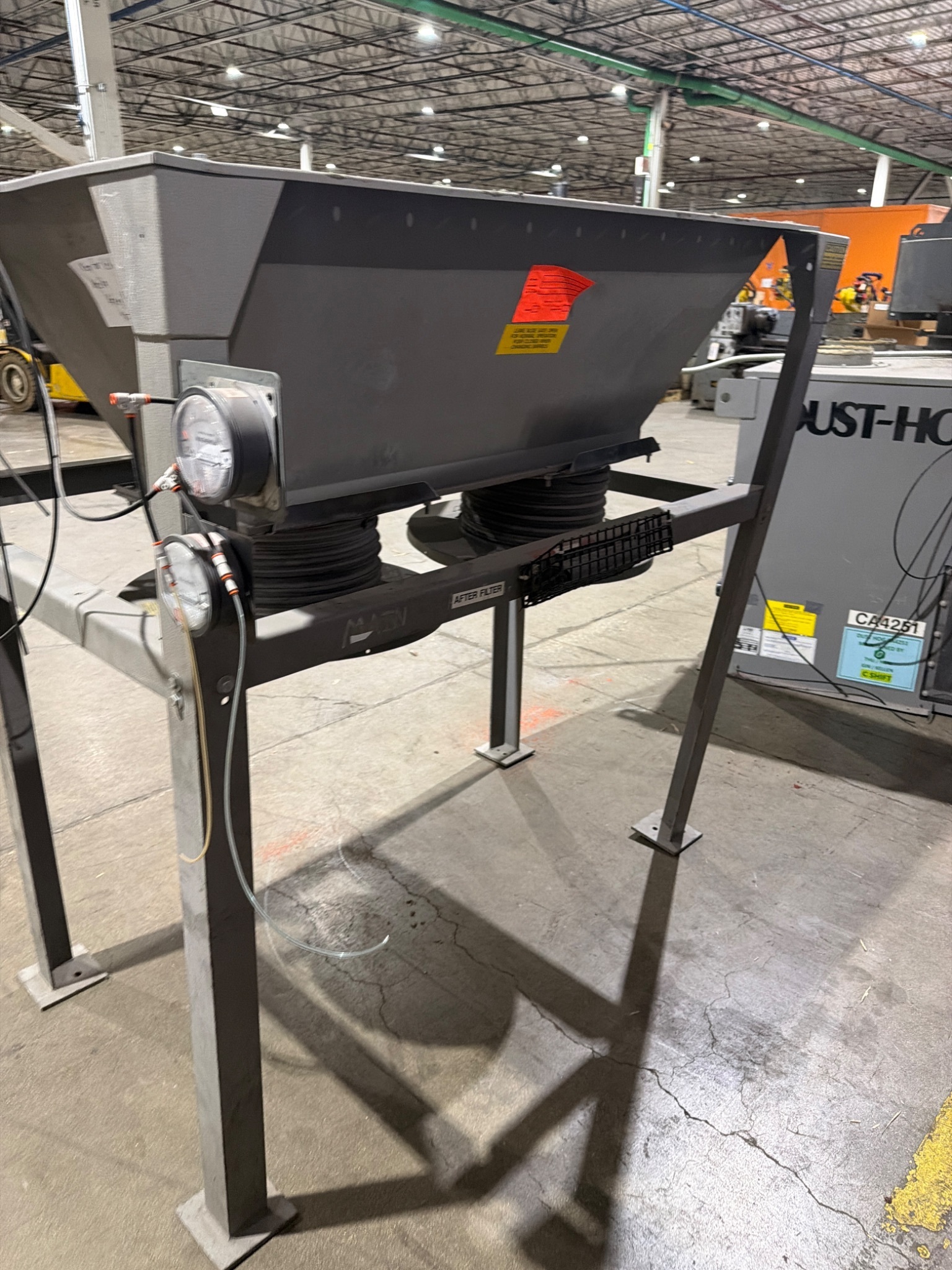 UNITED AIR SPECIALISTS FJL8‑2455 Dust‑Hog Dust Collector USED 7