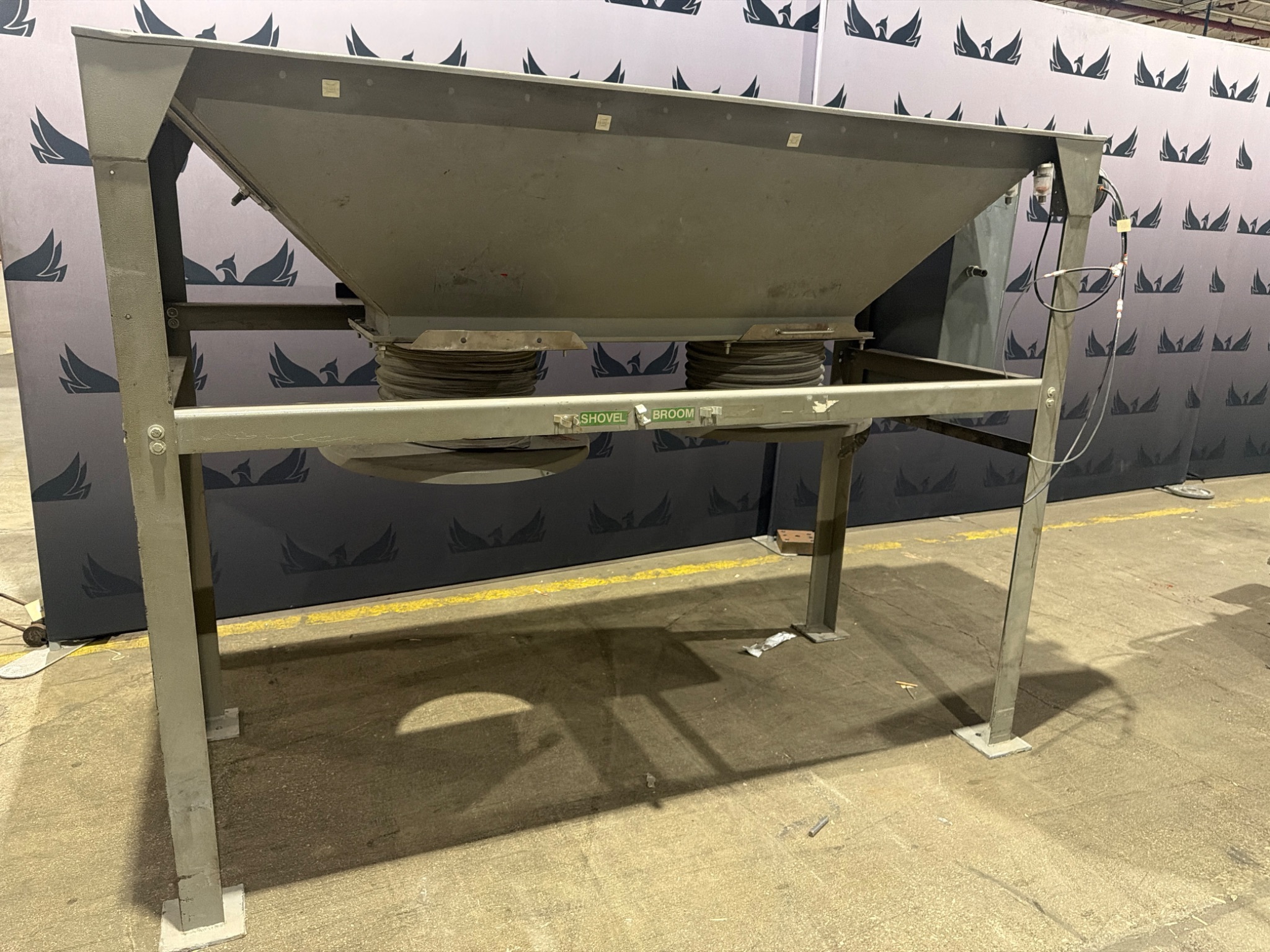 UNITED AIR SPECIALISTS FJL8‑2455 Dust‑Hog Dust Collector USED 10