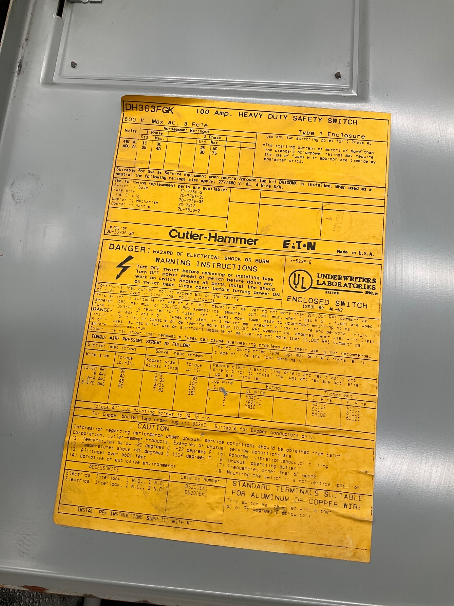 CUTLER‑HAMMER DH363FGK Heavy Duty Fusible Safety Switch USED 6