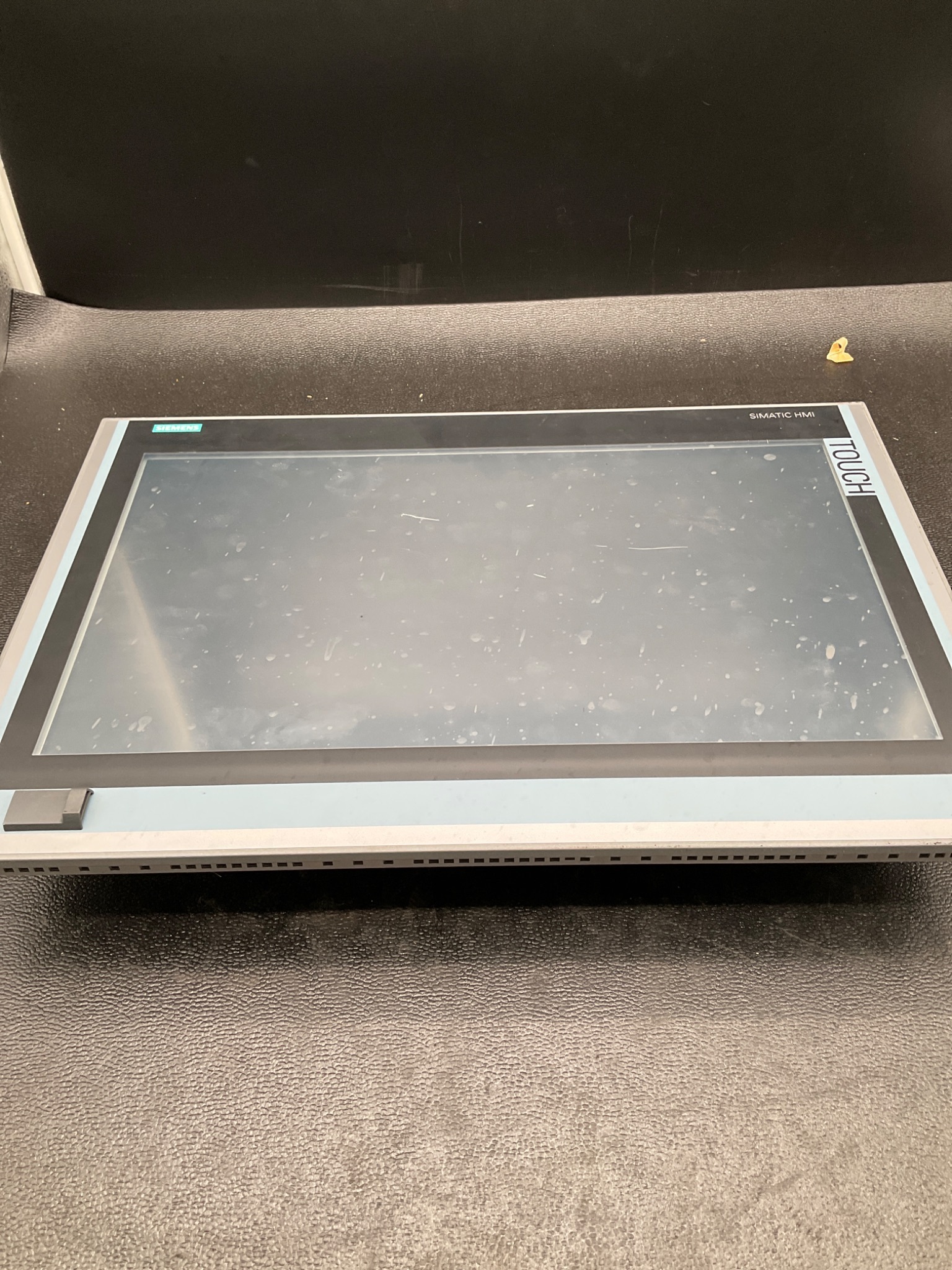 SIEMENS 6AV7240-3EC07-0HA0 SIMATIC IPC477D 22" Touch Panel PC USED 1