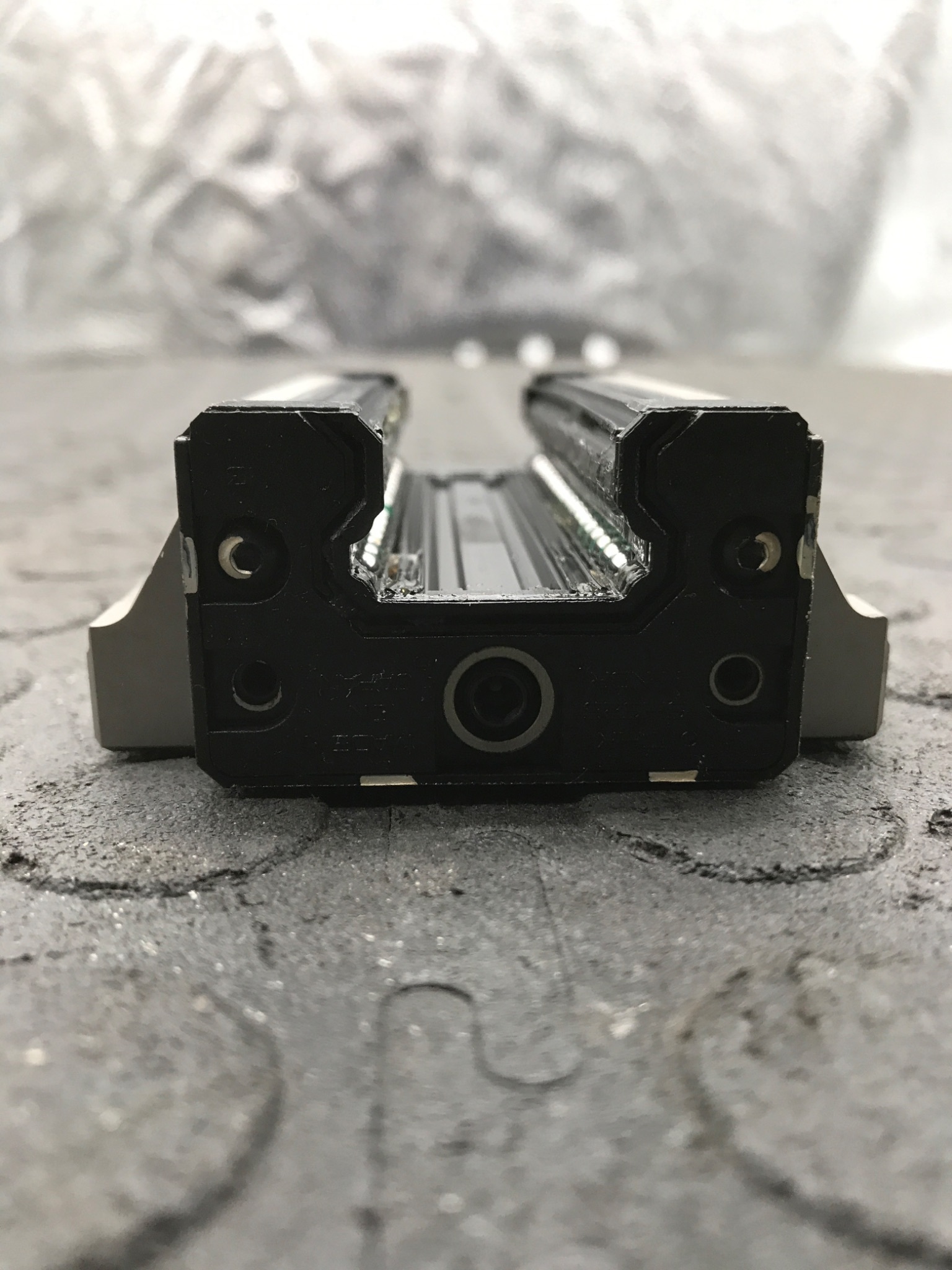 THK SHS25 H‑NBR Linear Guide Block USED 2
