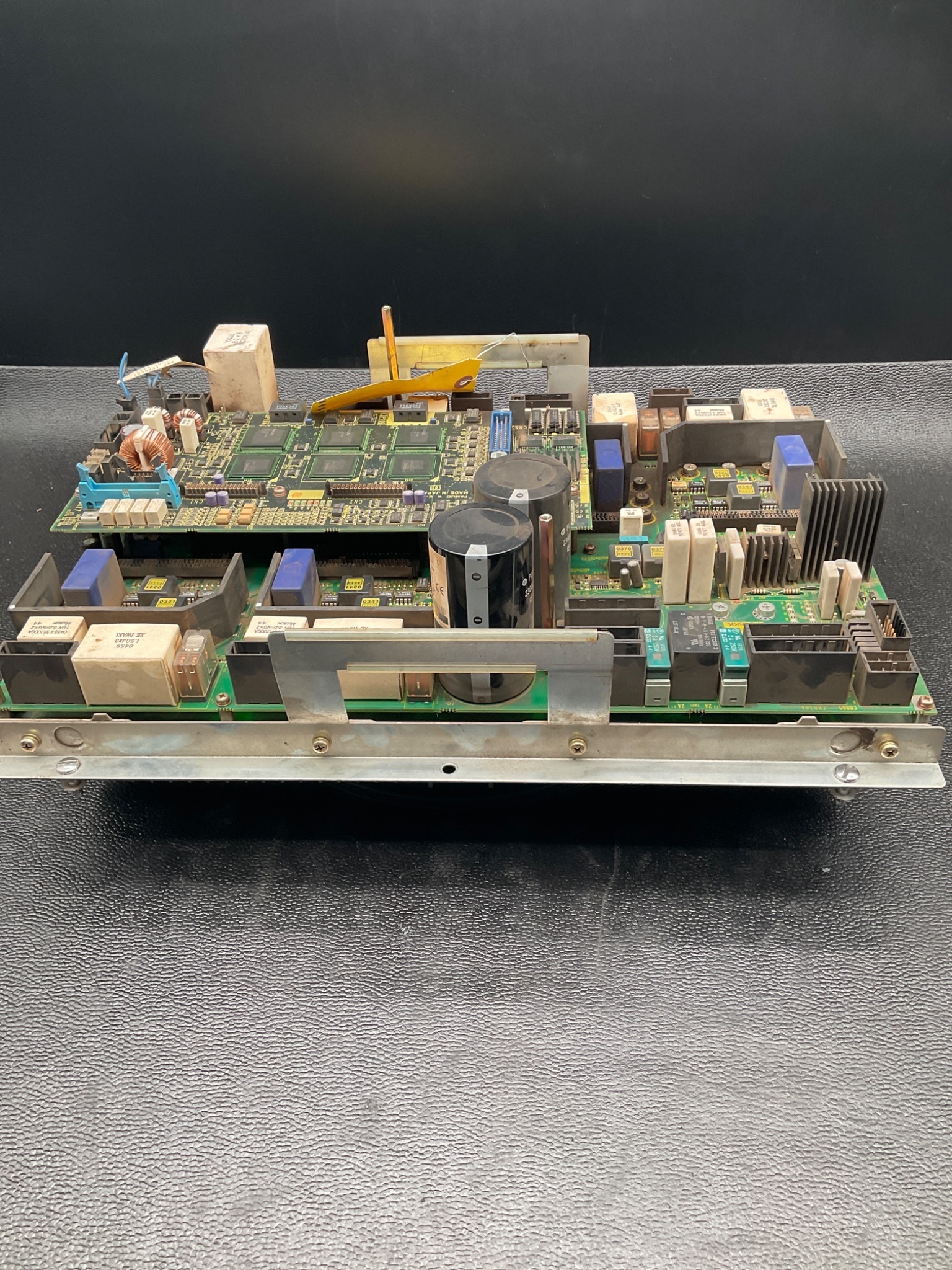 FANUC A06B-6105-H002 6-Axis Servo Amplifier USED 2