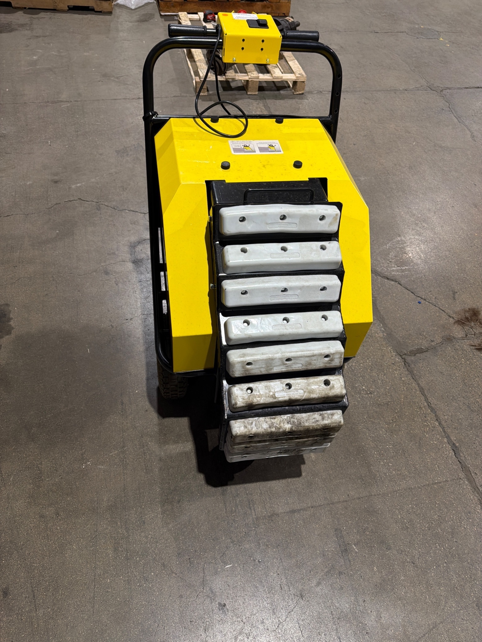 CartCaddy Power Equipment Tug USED 3