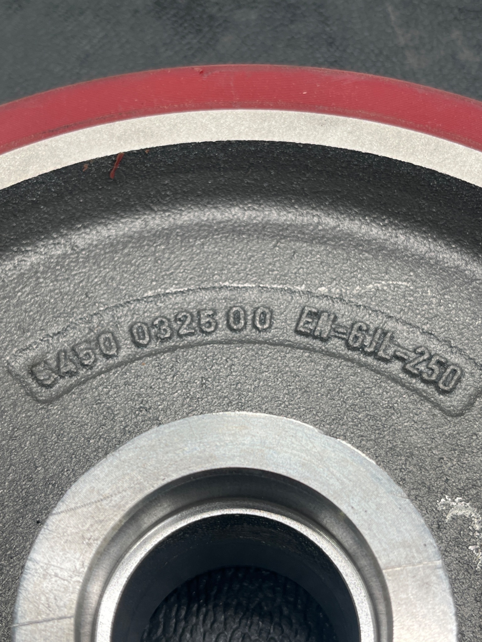 RADER‑VOGEL 5450 0325 00 Polyurethane Wheel 10" Dia w/Cast Iron Hub NEW 5