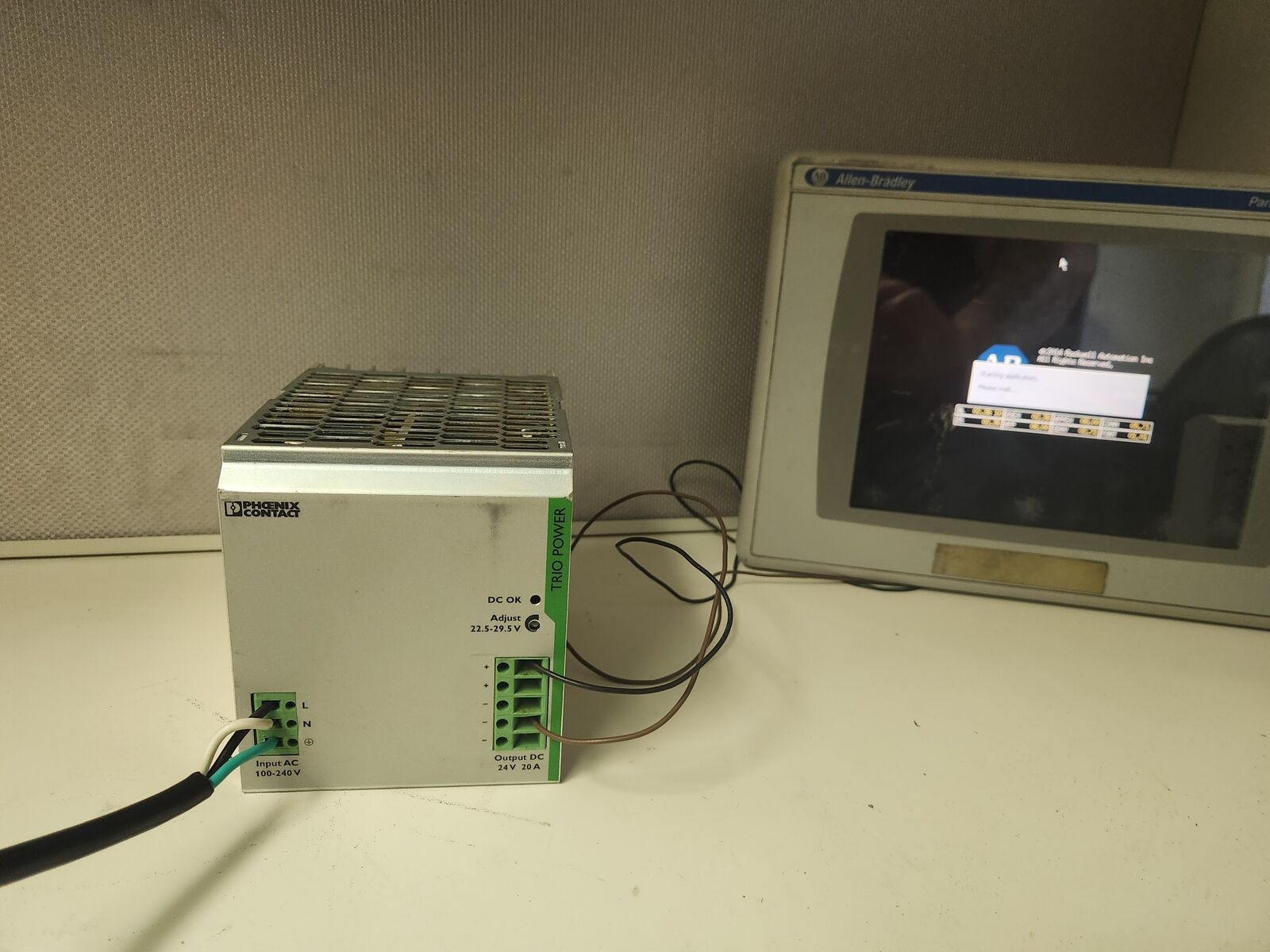 PHOENIX CONTACT TRIO-PS/1AC/24DC/20 Power Supply 24V 20A USED 0