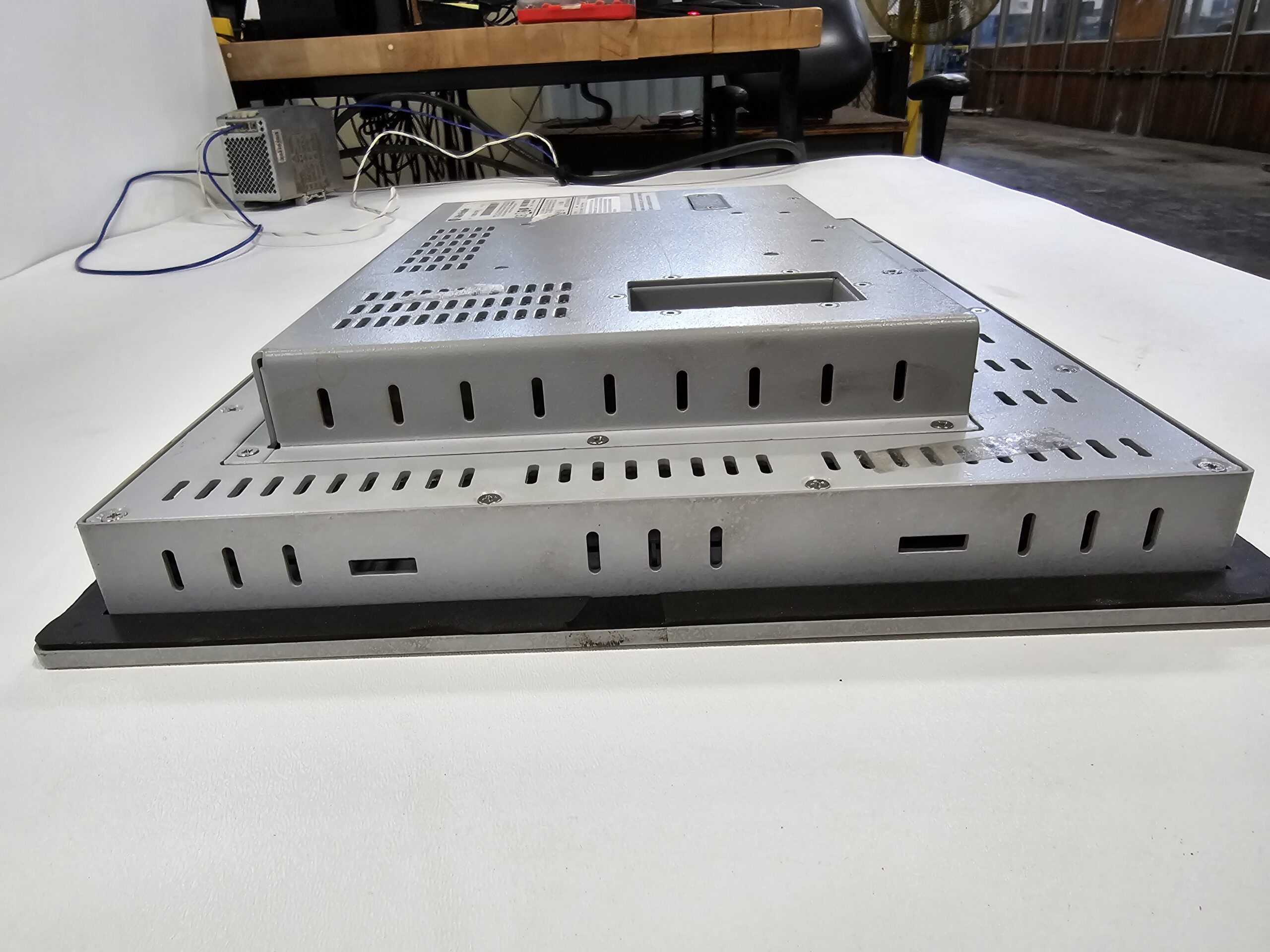 Allen-Bradley 6186M-15PN Panel Mount Monitor 15" Series F - PARTS ONLY 4