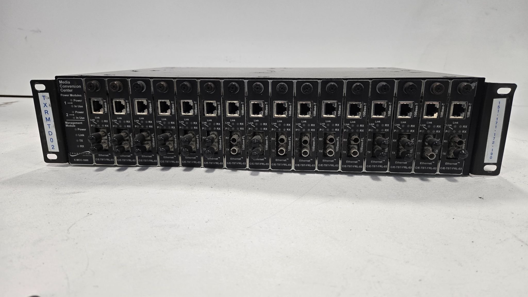 TRANSITION NETWORKS E-MCC-1600 Media Converter Chassis USED 1