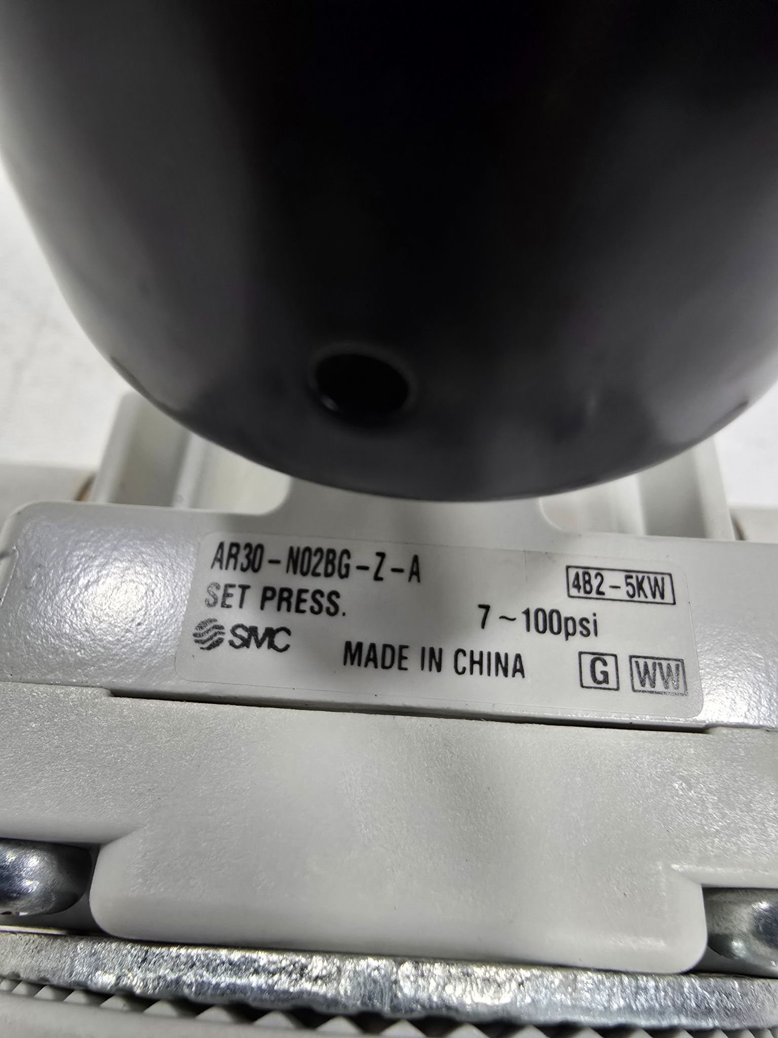 SMC AR30-N02BG-Z-A Precision Air Regulator with Gauge USED 1